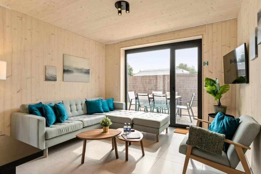 Three-Bedroom House photo 1