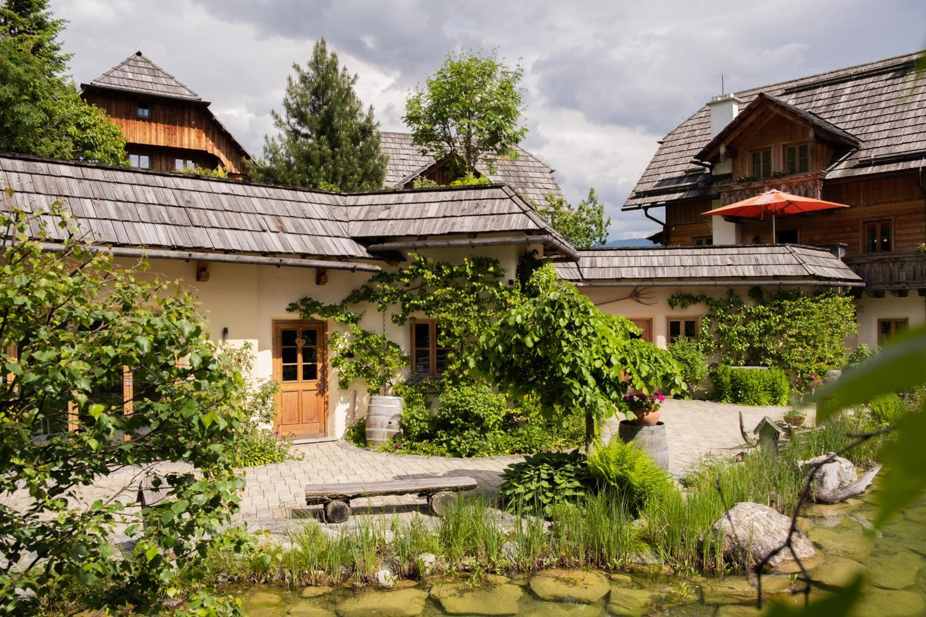 Three-Bedroom Chalet photo 2