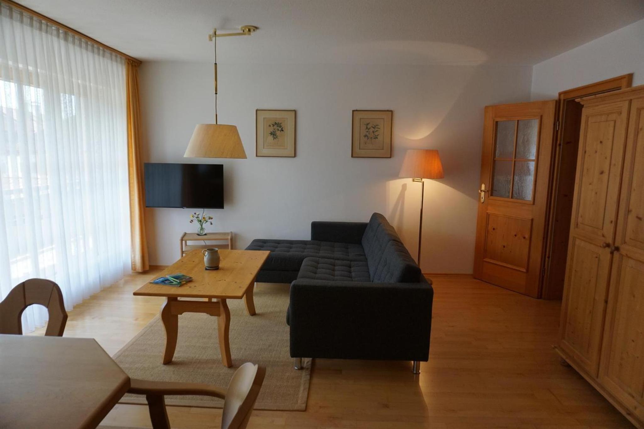 One-Bedroom Apartment with Shower photo 1