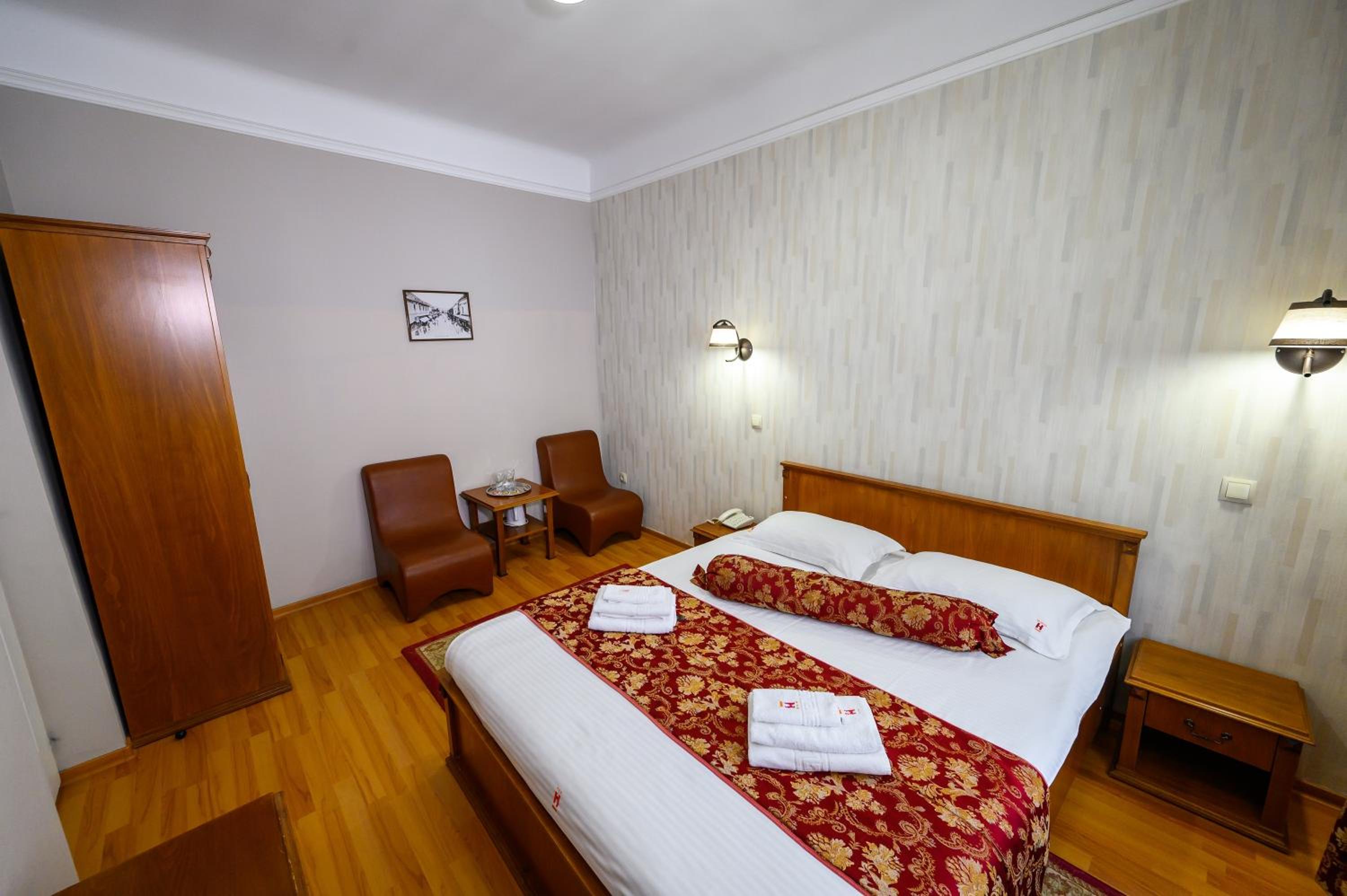 Junior Suite - Photo 11