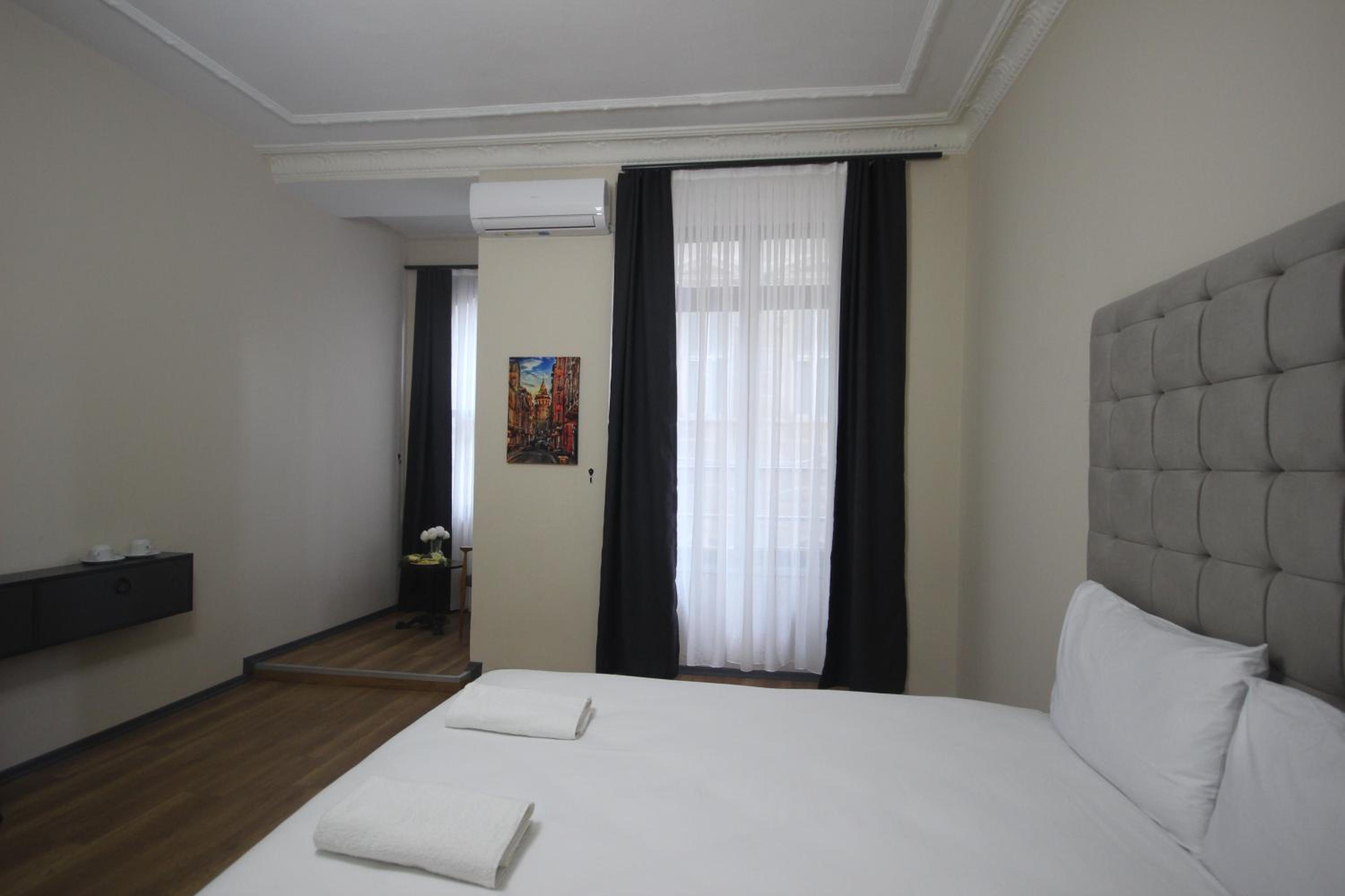 Standard Double Room photo 1