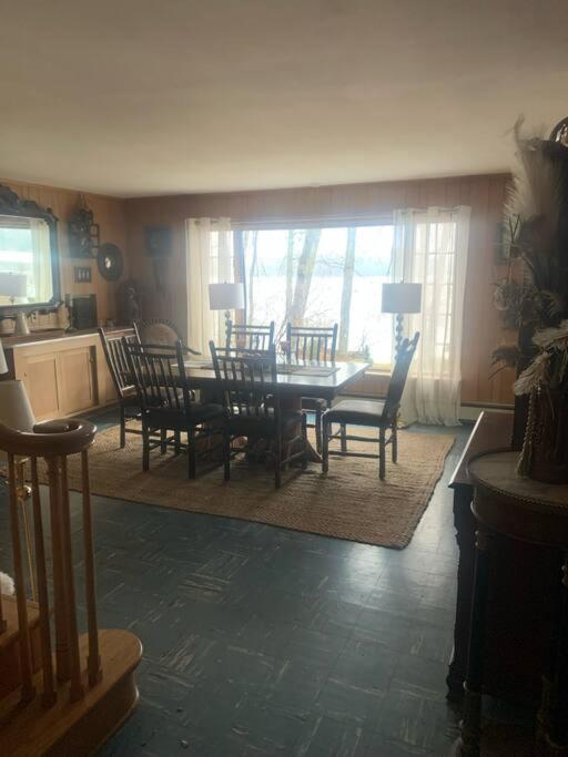Four-Bedroom House photo 3