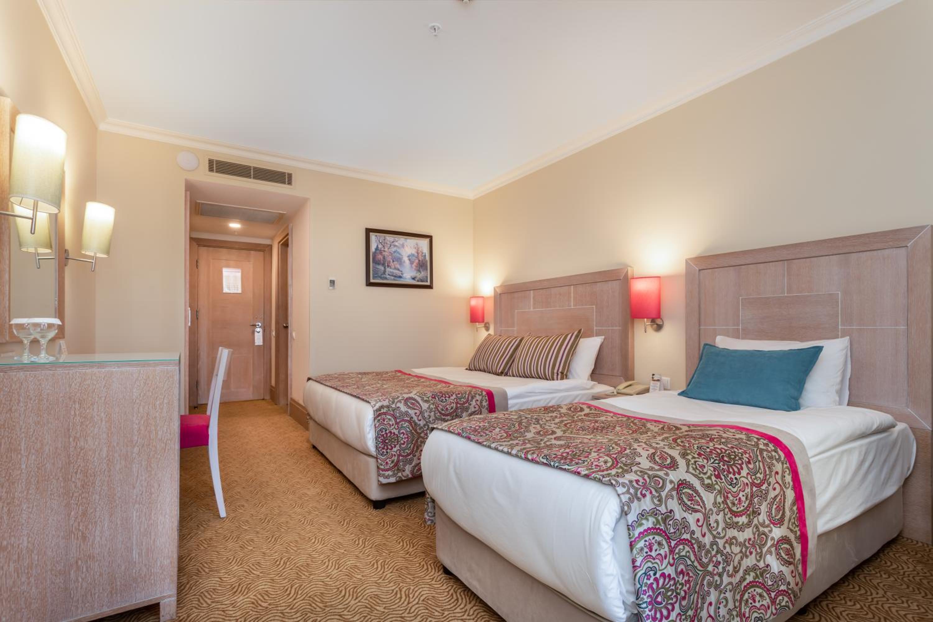 Triple Land View Room