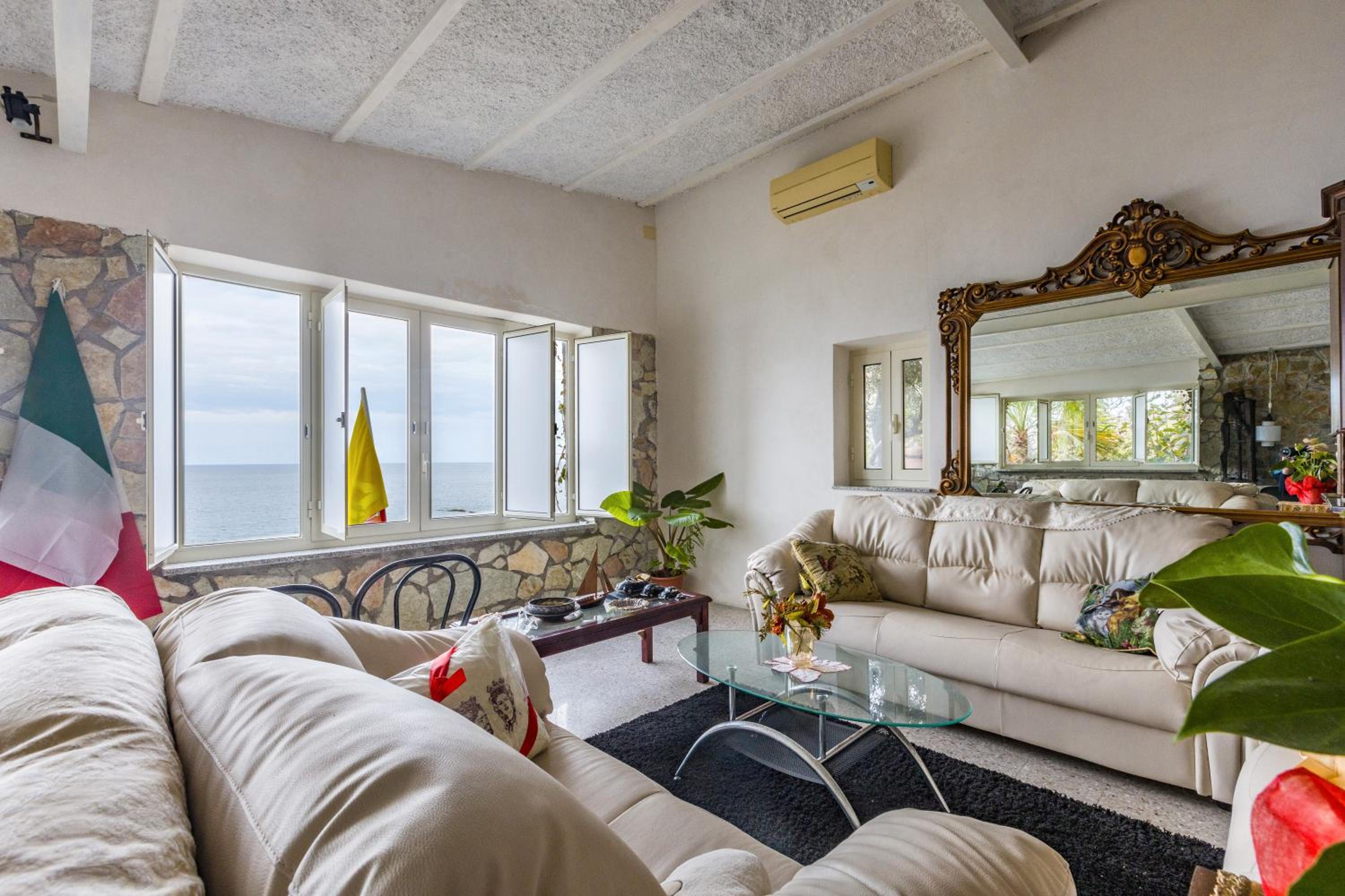 Superior One-Bedroom Apartment With Balcony photo 1