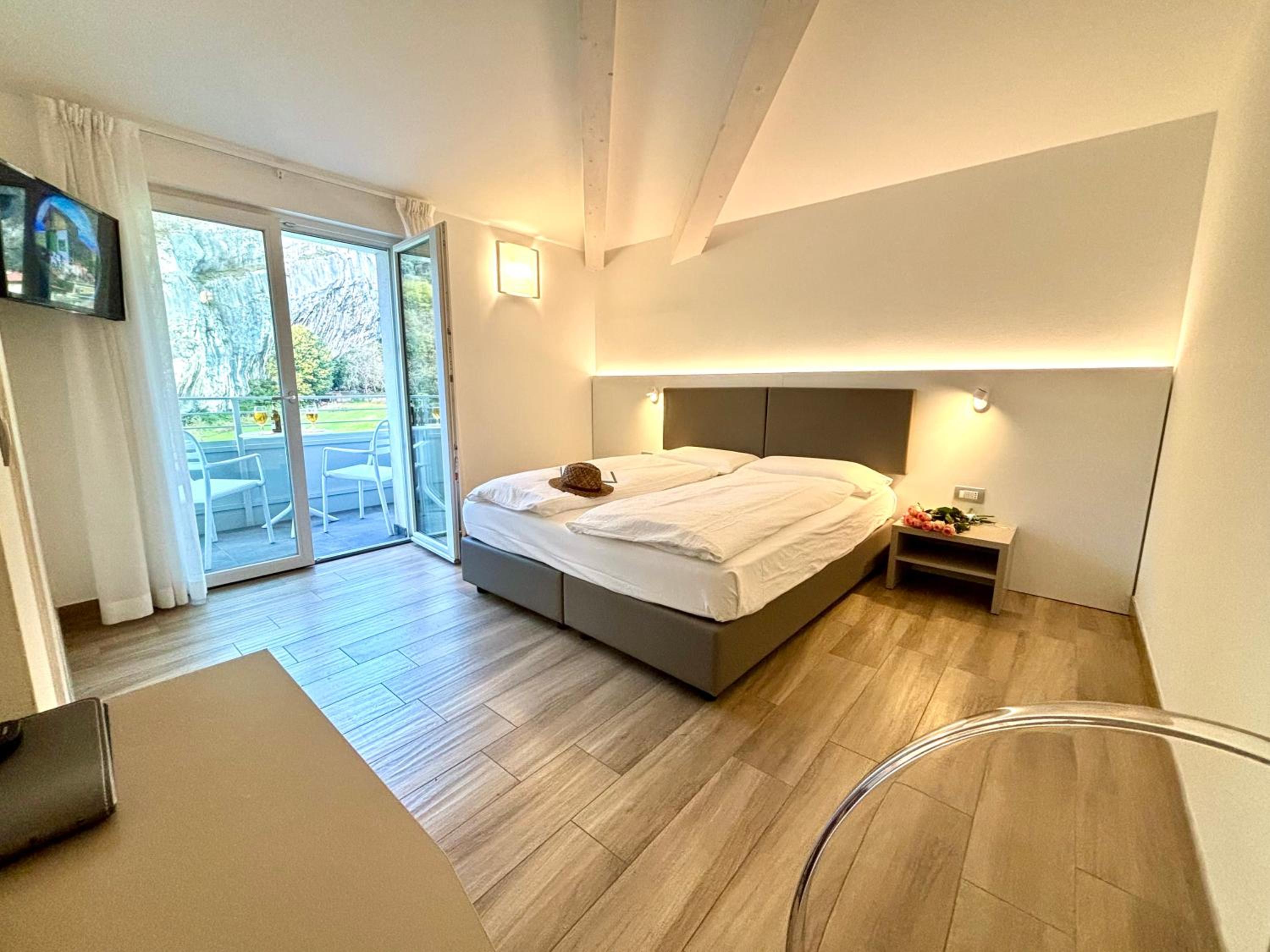 Comfort Double or Twin Room with Mountain view