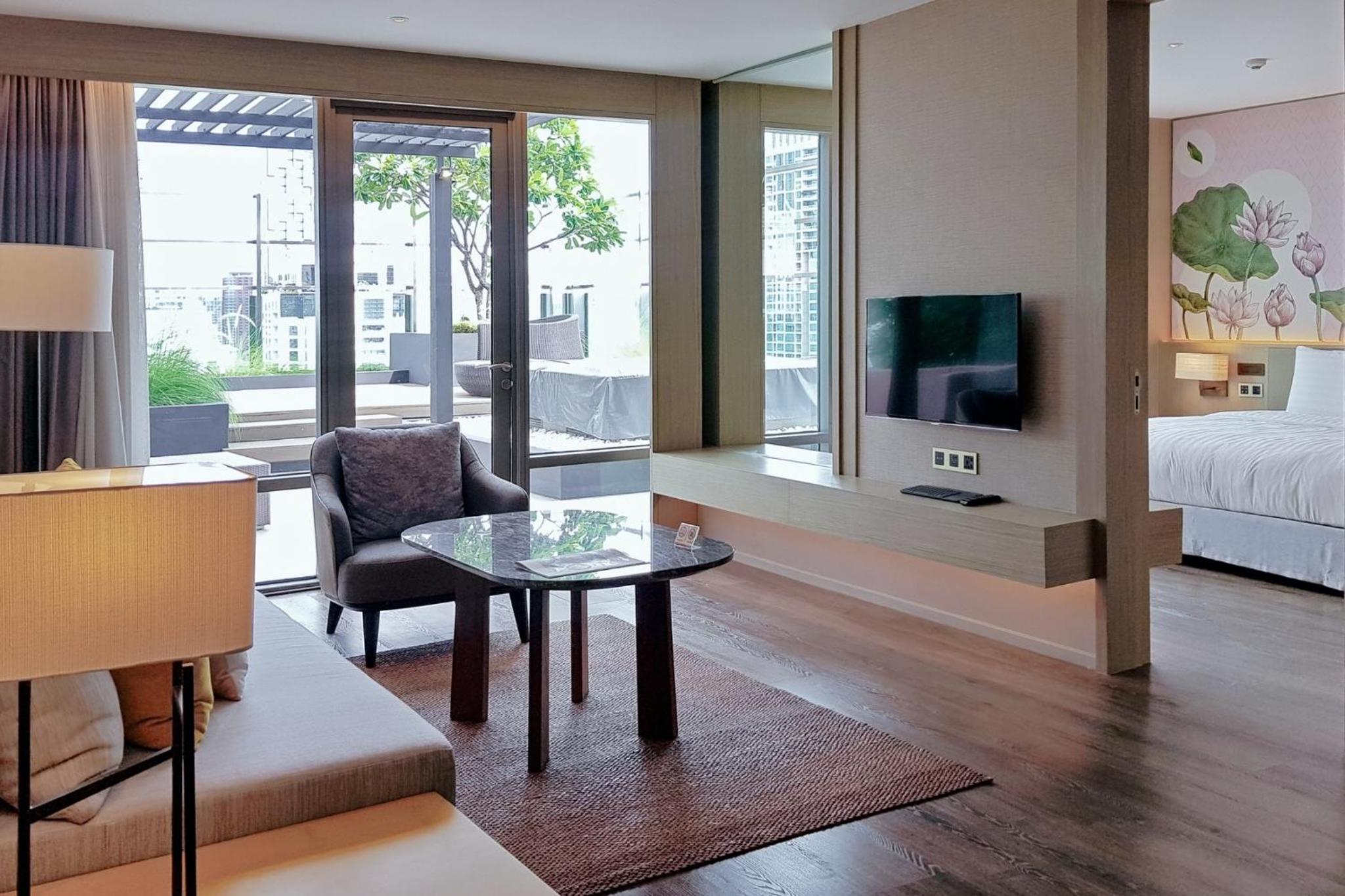 Lotus Suite with Sky Porch