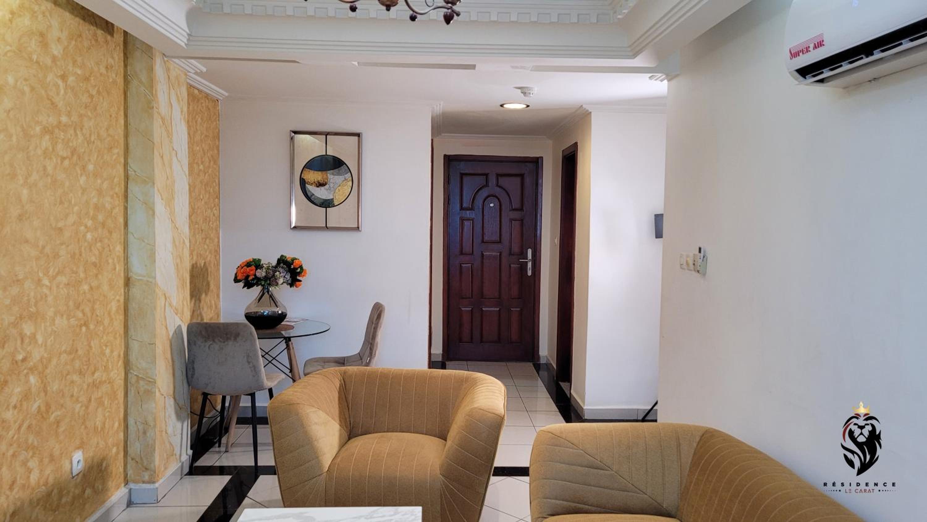 Deluxe One-Bedroom Apartment with City View