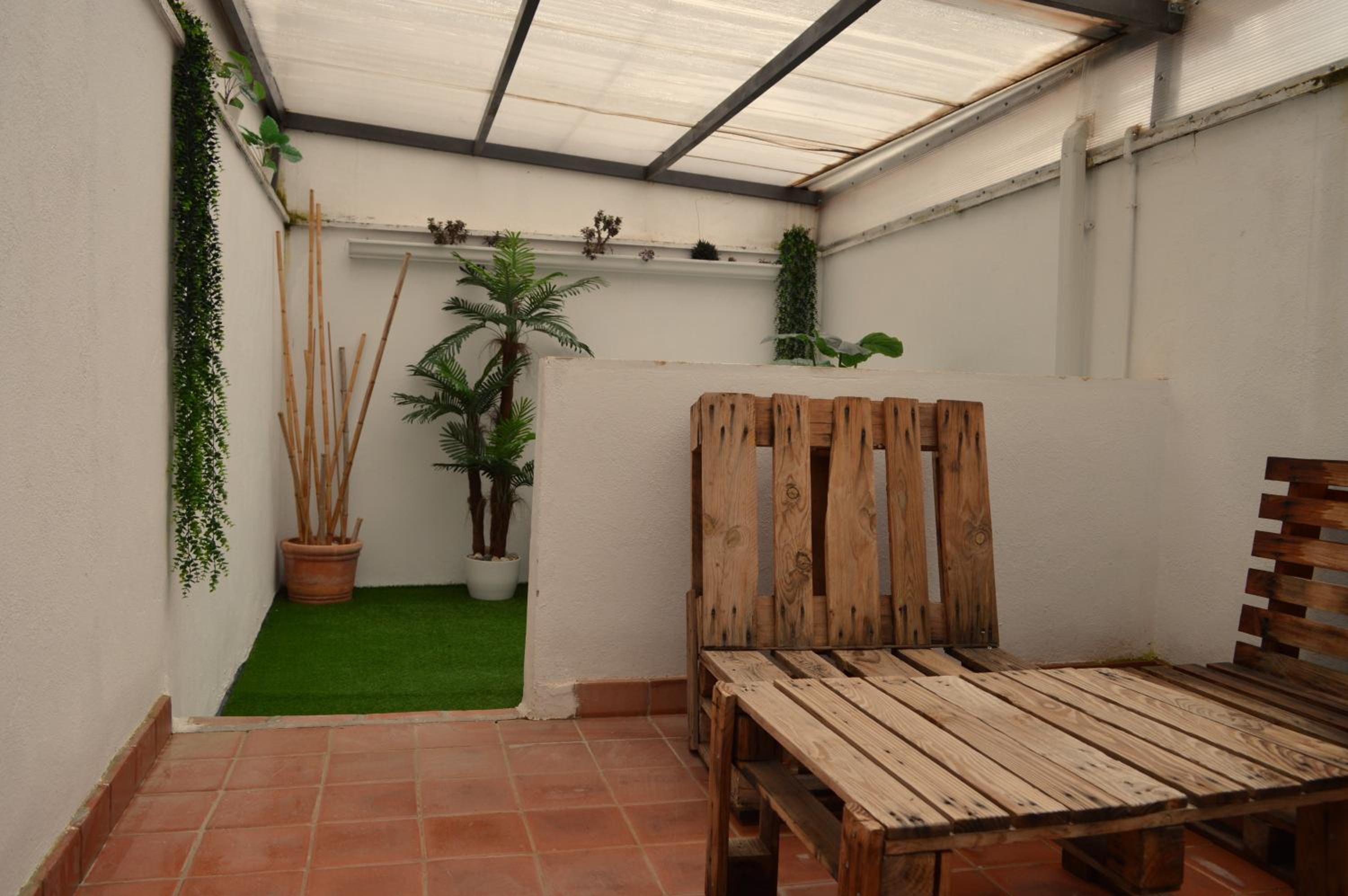 Deluxe Room with Terrace - Photo 2
