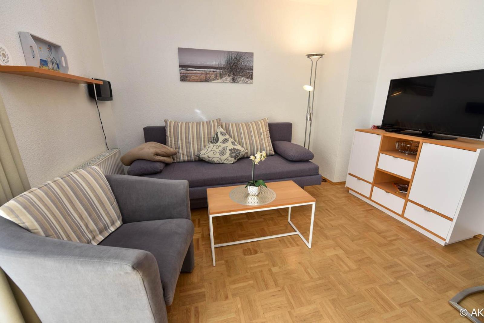 Apartment with Balcony photo 1