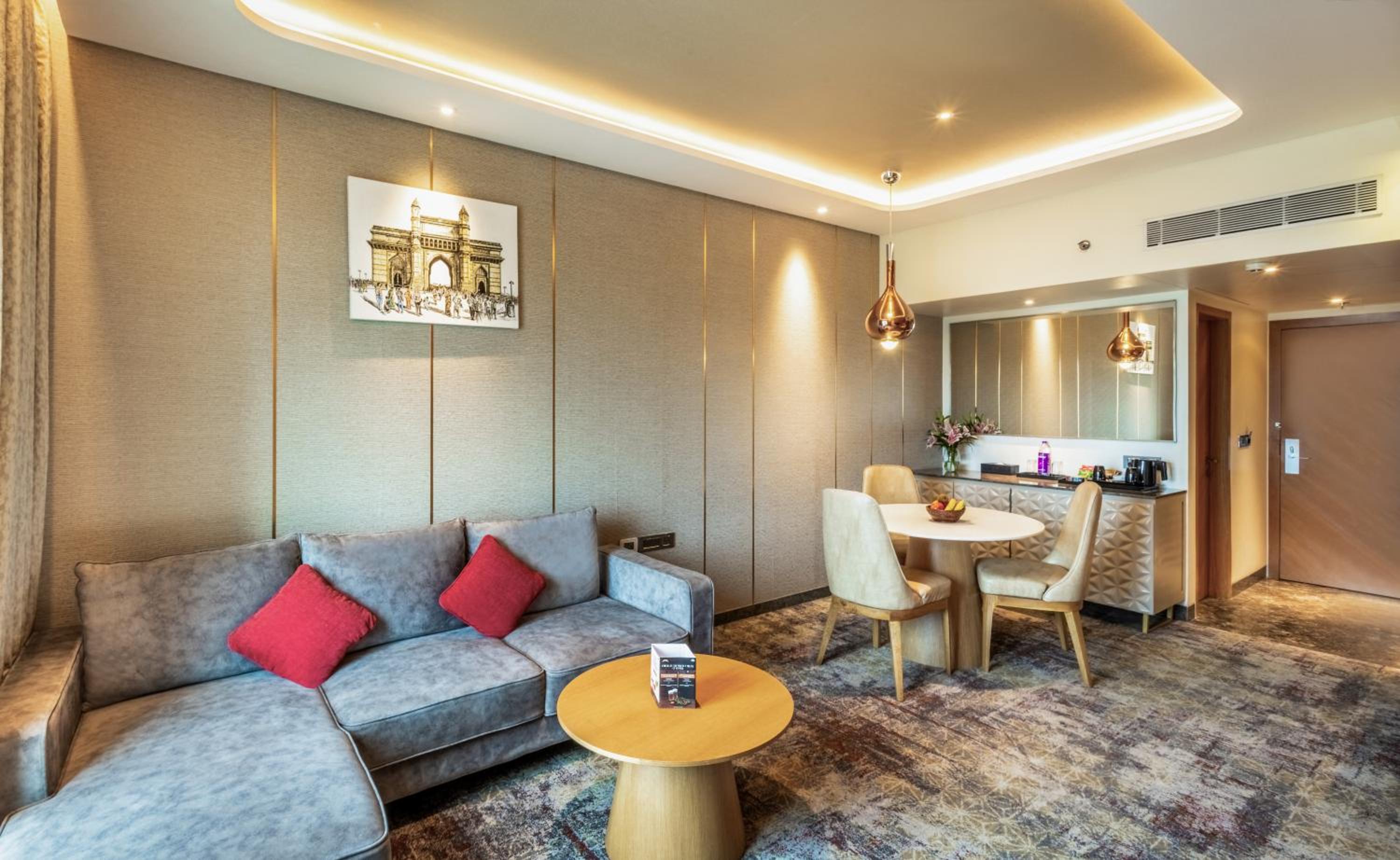 Grand Suite with Two Way Airport Transfers