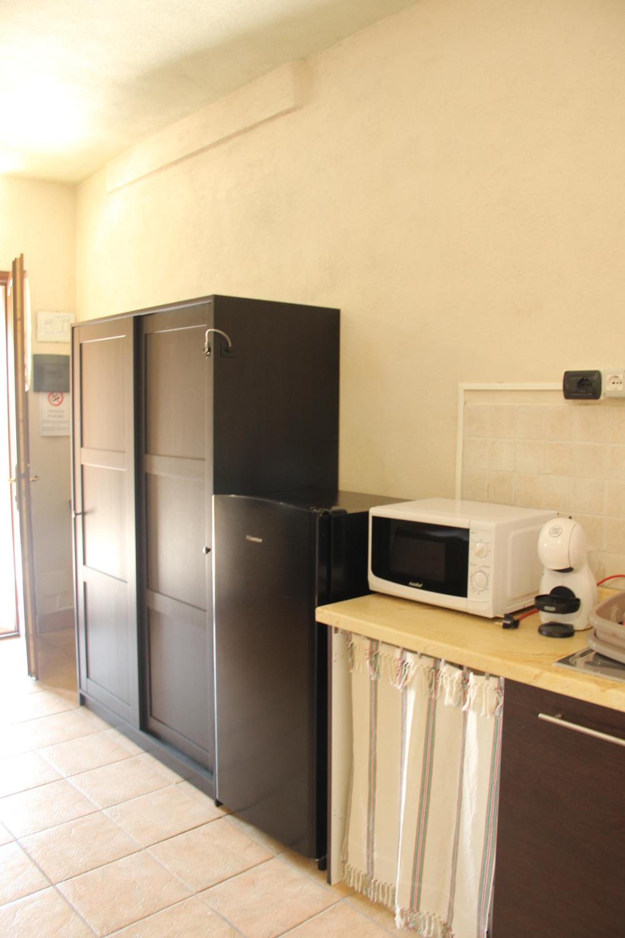One-Bedroom House photo 3