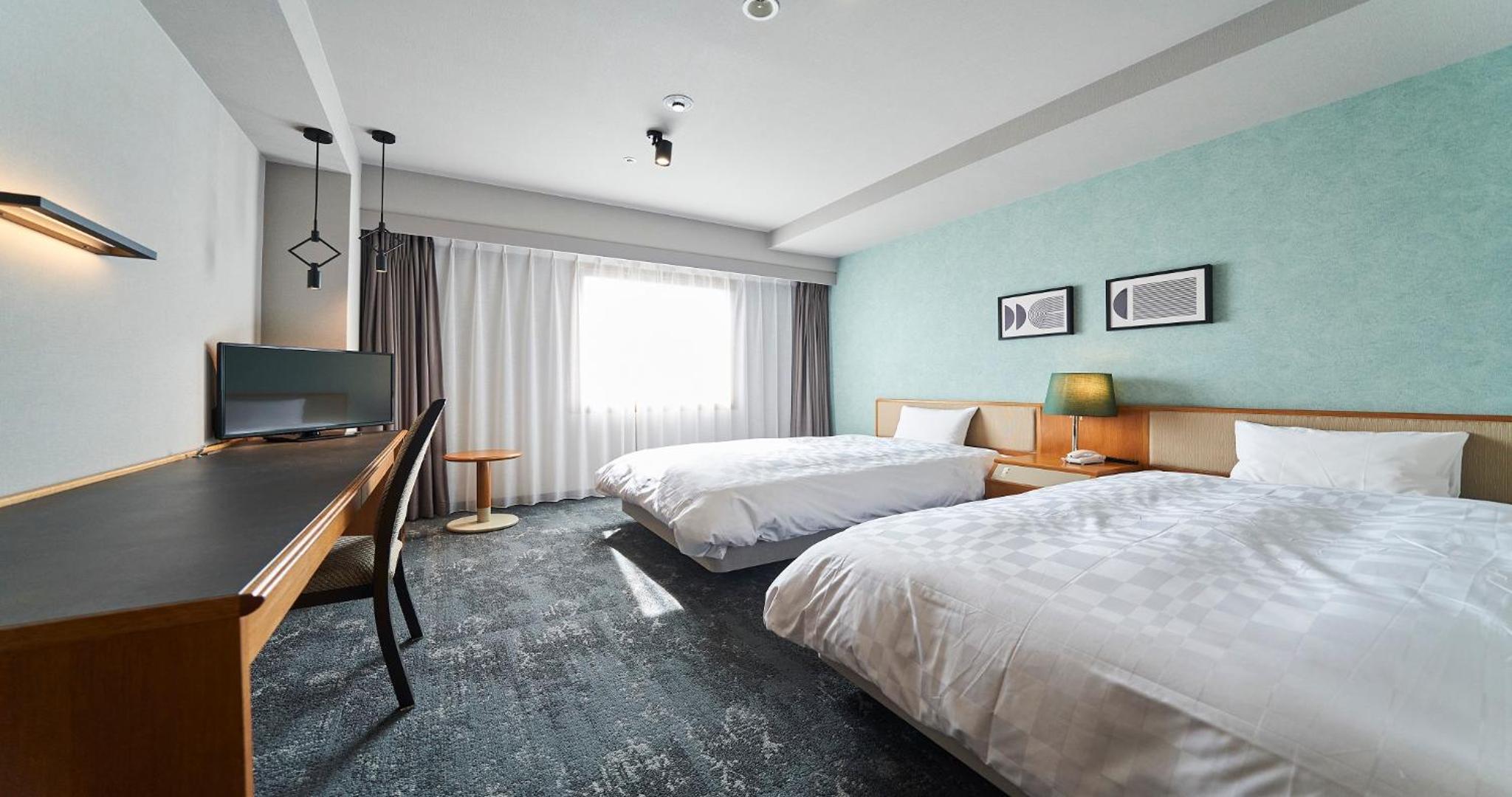Twin Room - Non-Smoking - Photo 1