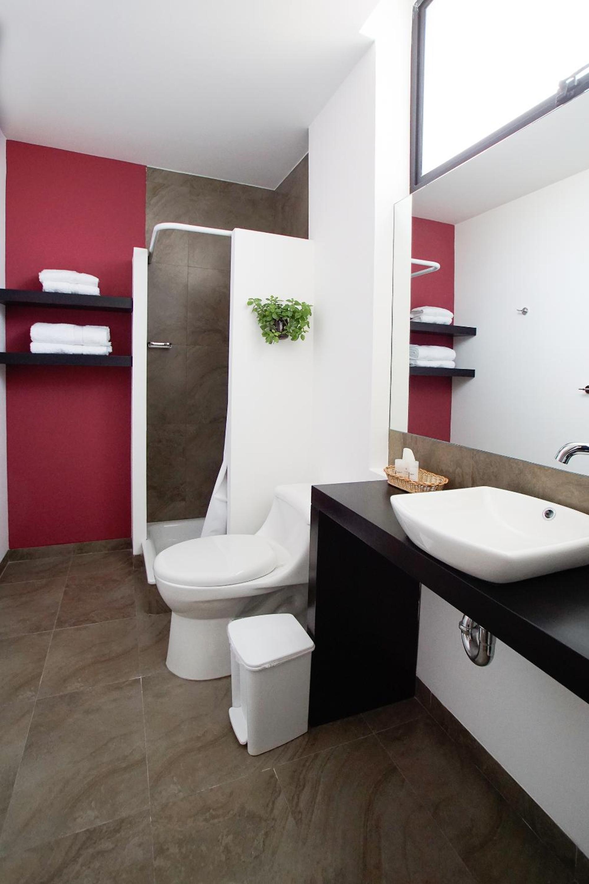 Family Two-Bedroom Apartment with View photo 3