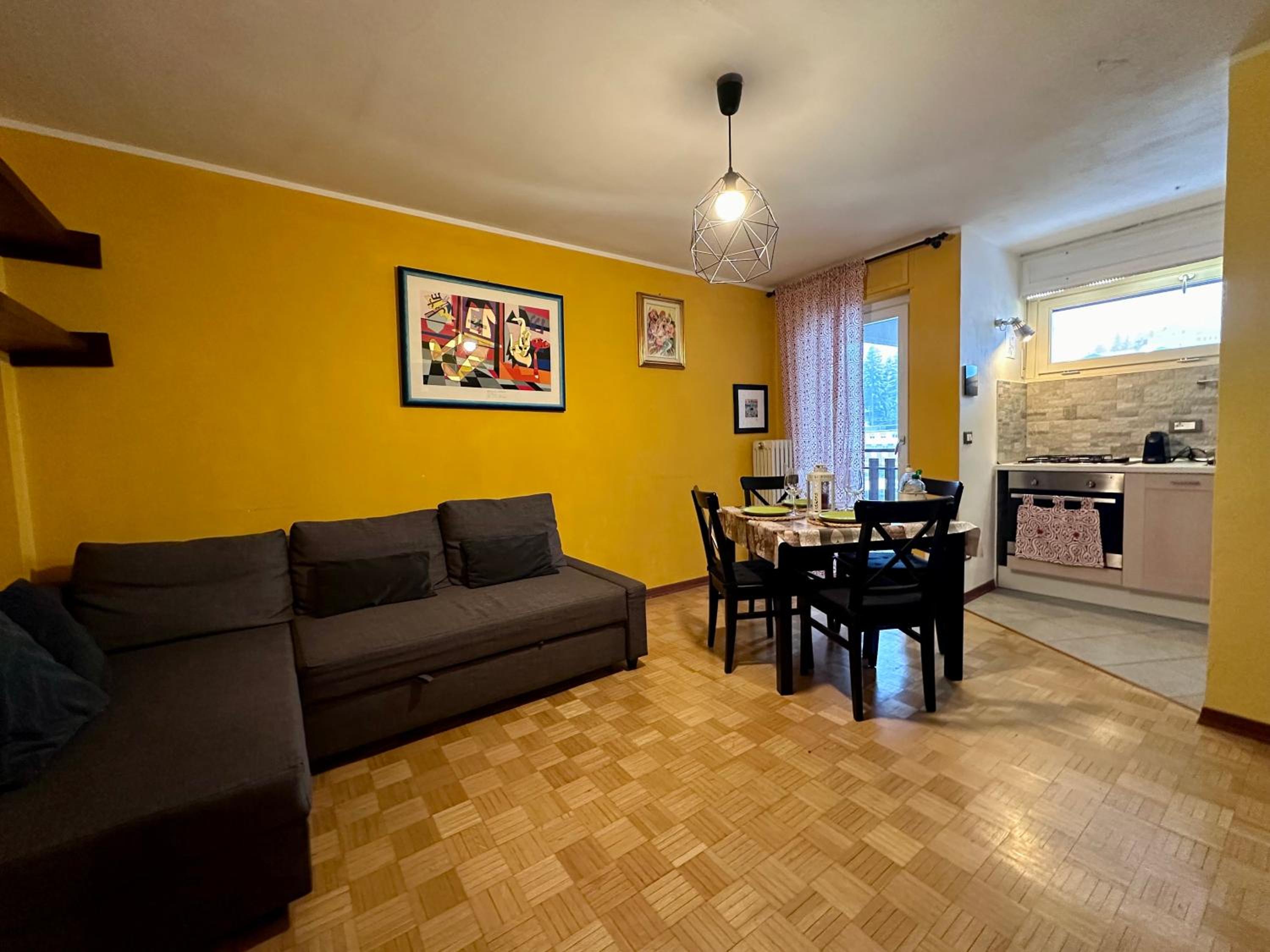 One-Bedroom Apartment