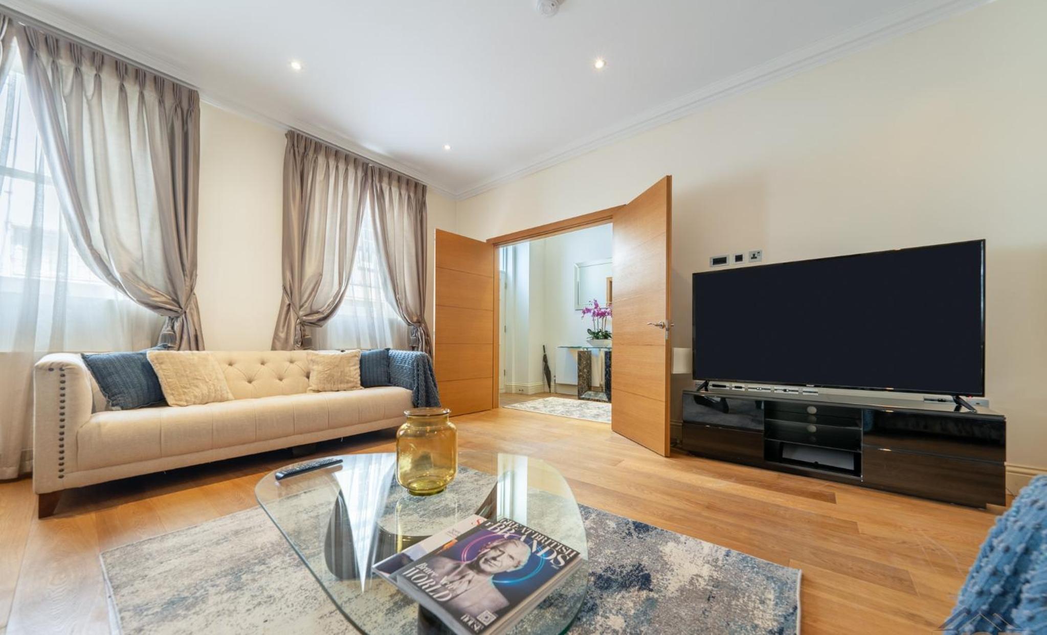 Three-Bedroom House photo 1