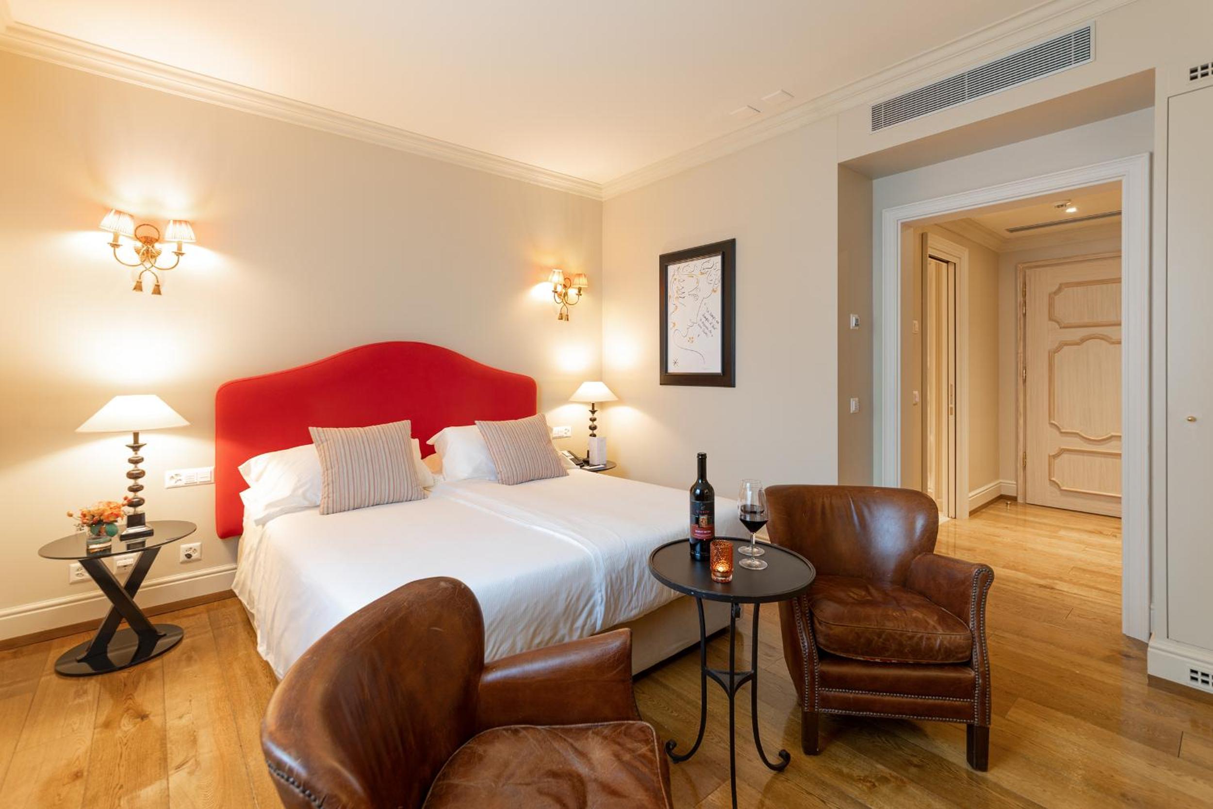 Superior Double or Twin Room with Spa Access - Photo 6