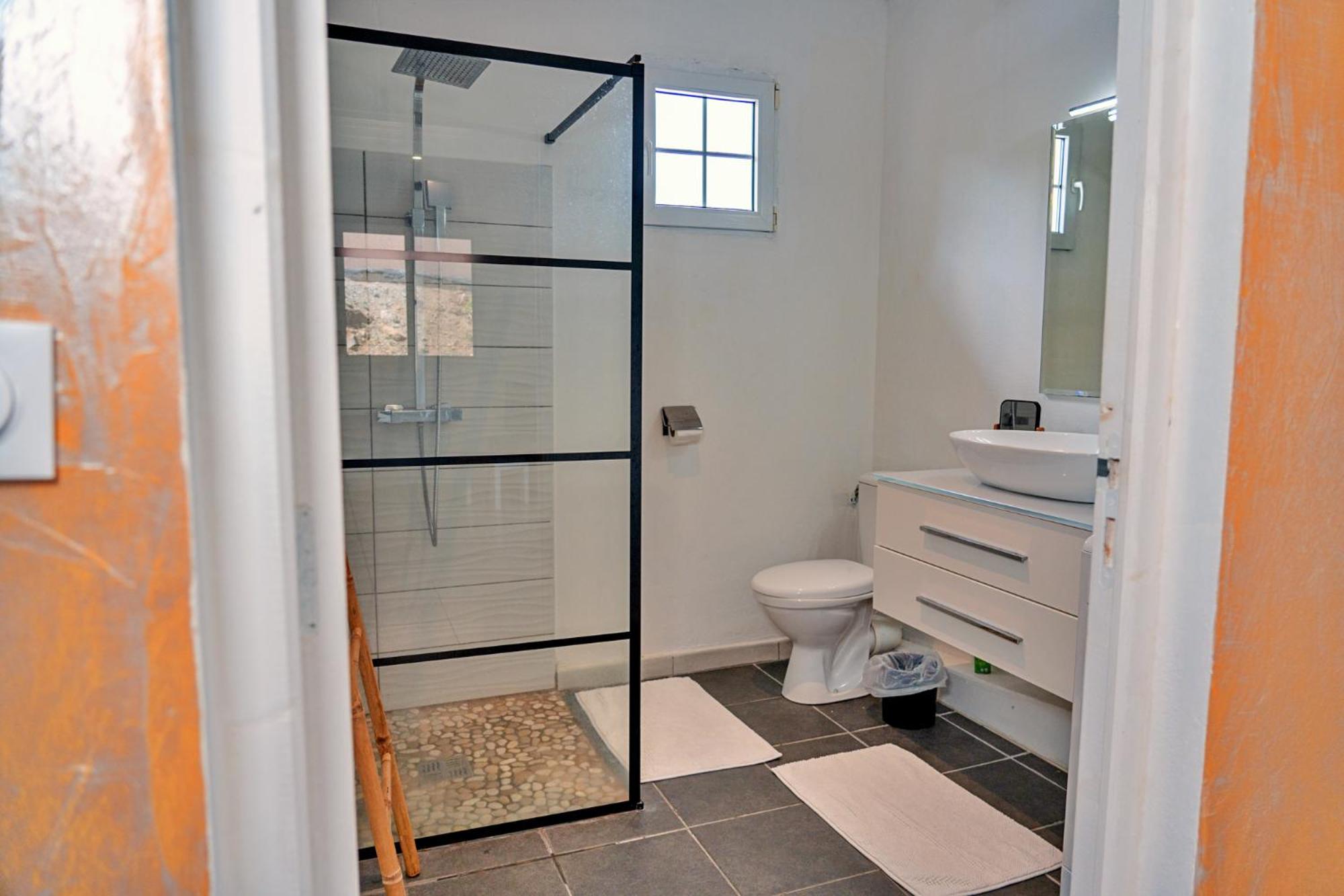 Two-Bedroom House photo 3