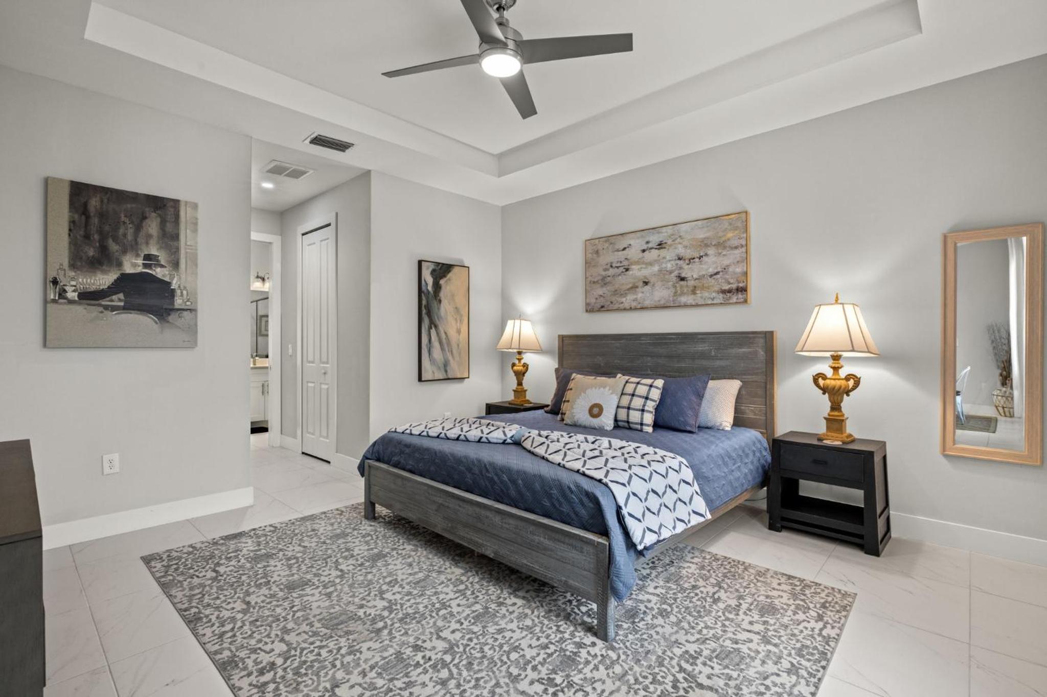 Four-Bedroom House photo 2