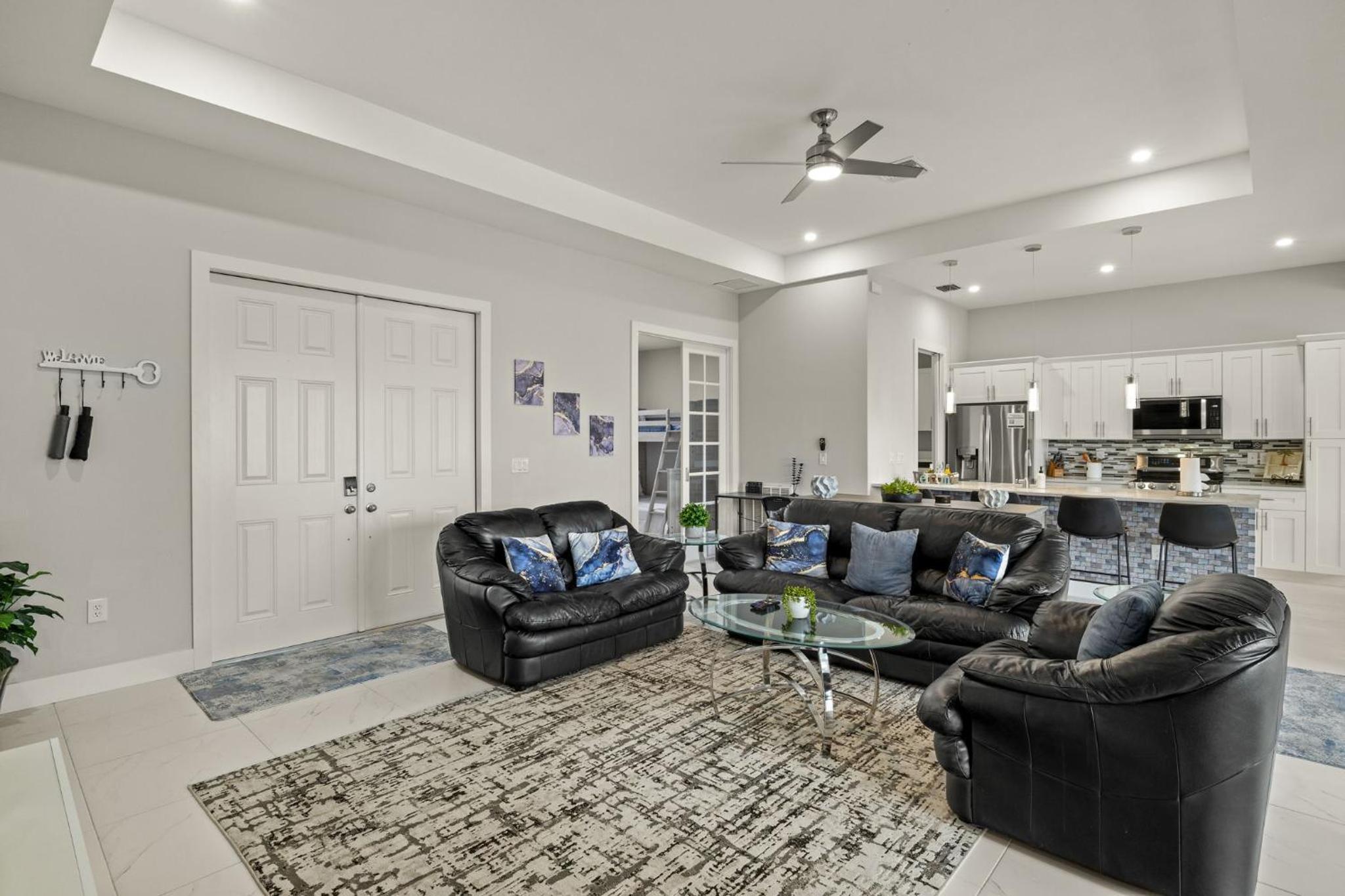 Four-Bedroom House photo 1