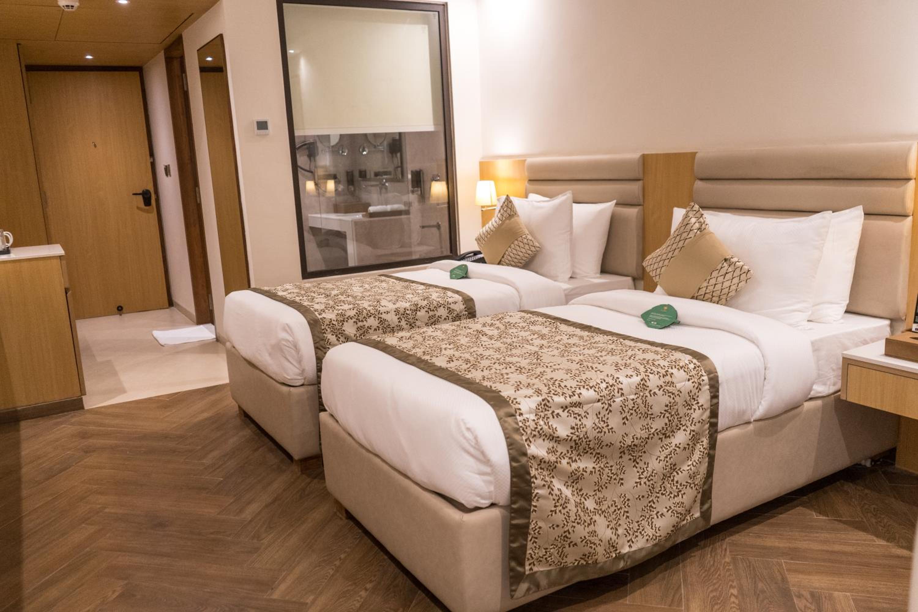 Superior King Room