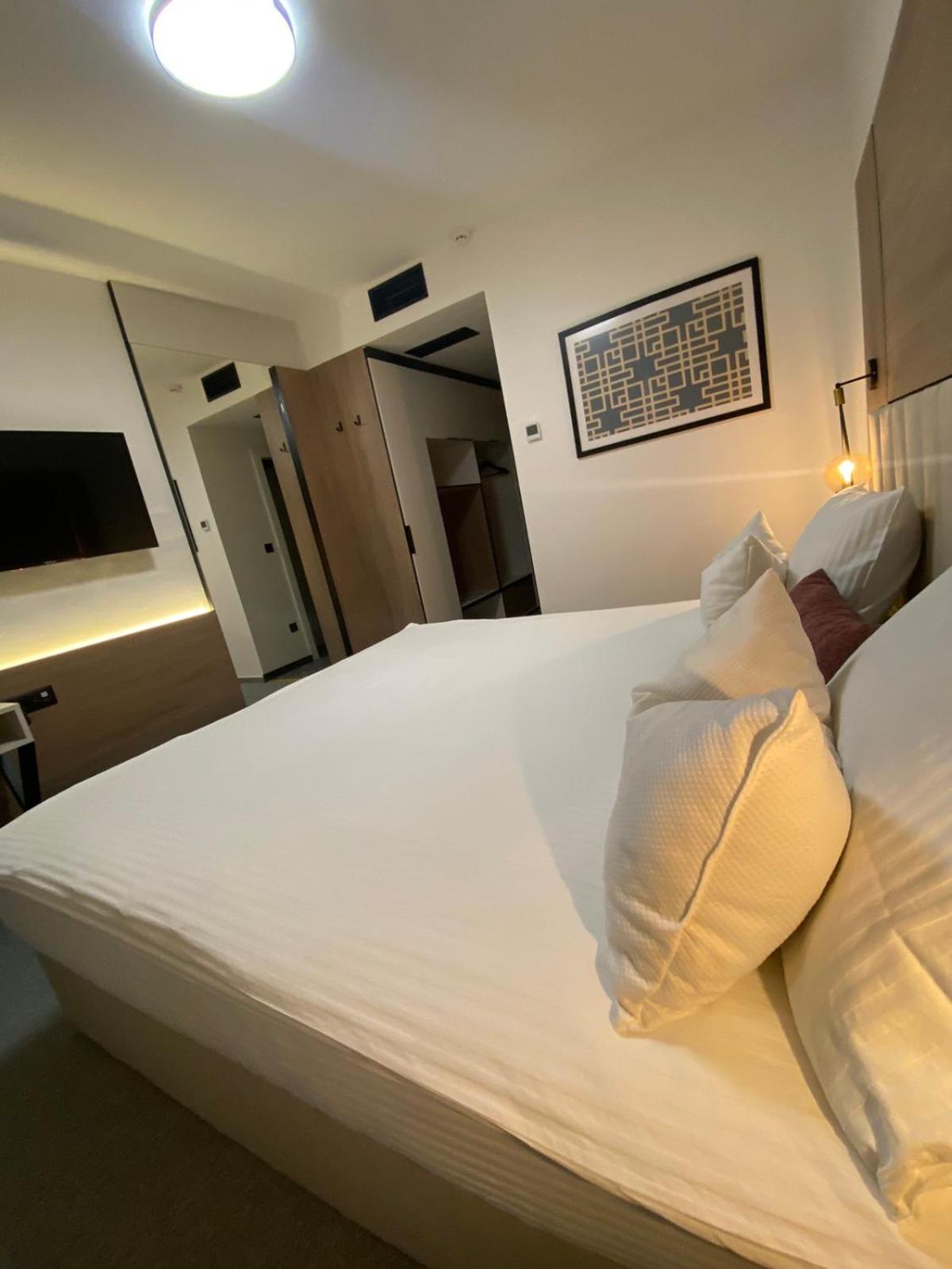 Superior Double Room - Photo 4