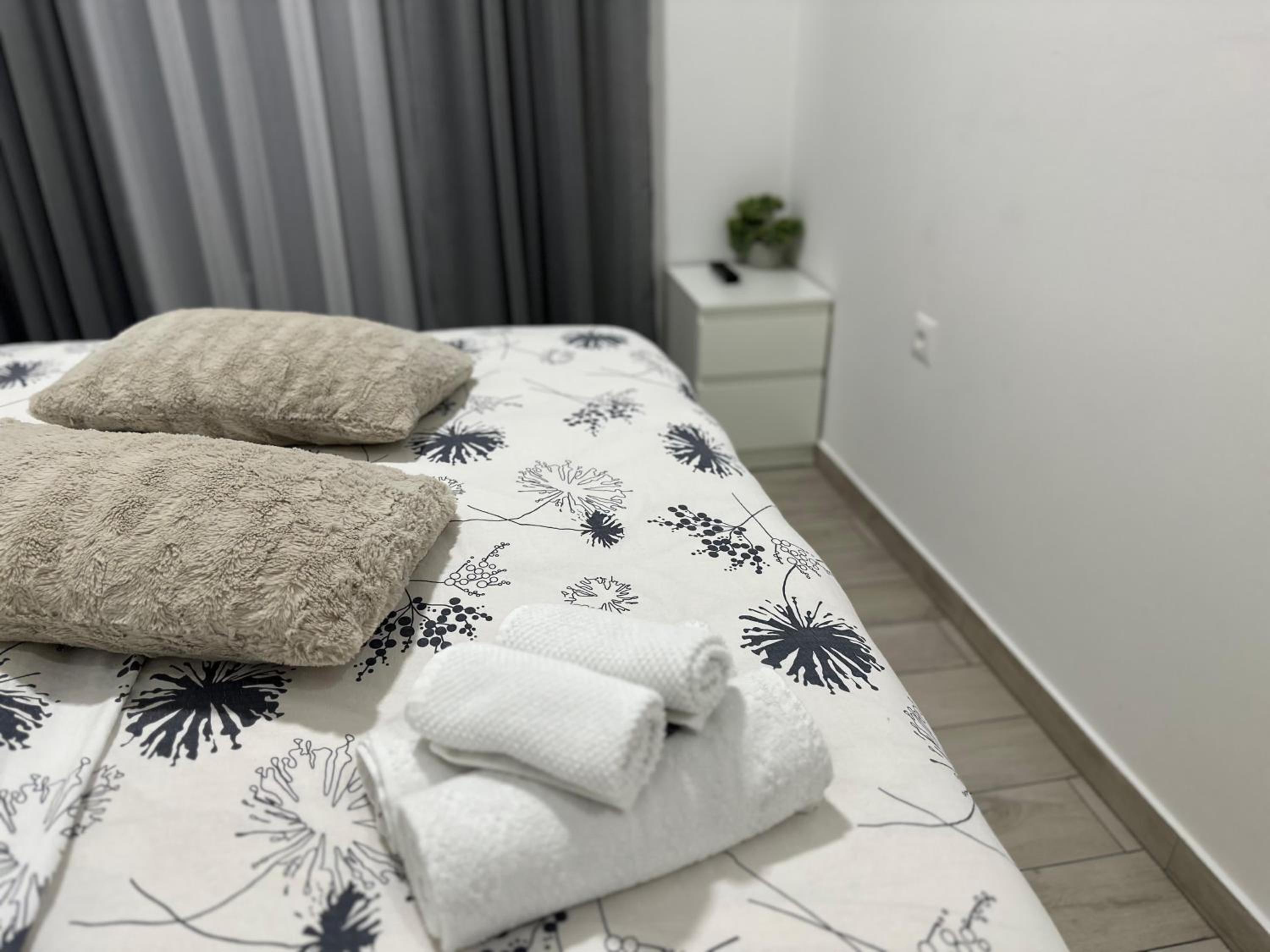 Double Room - Photo 4
