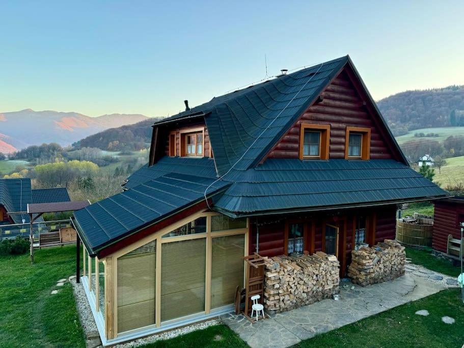Three-Bedroom Chalet photo 1