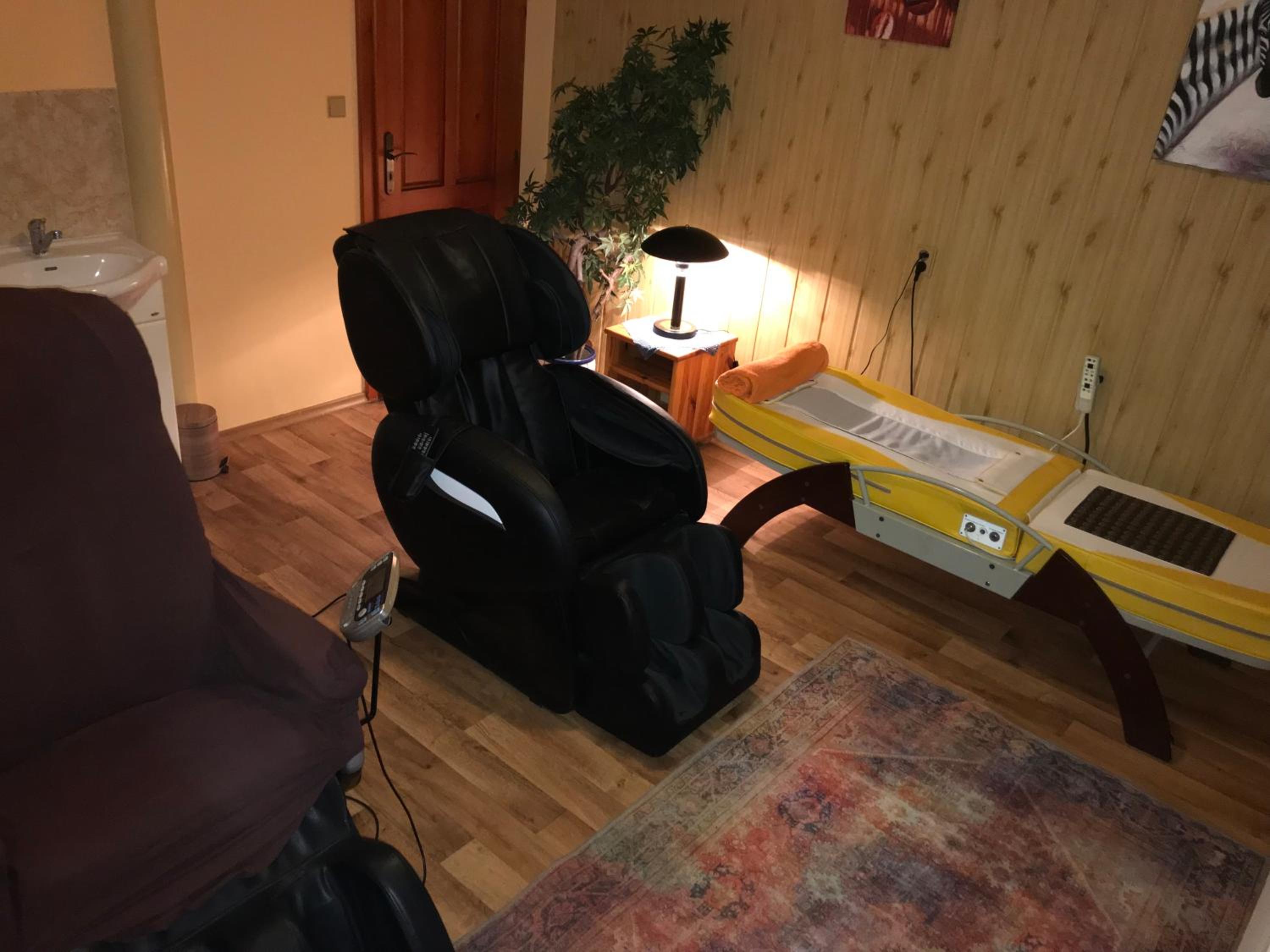 Double Room - Photo 6