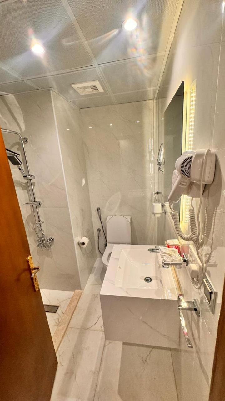 Deluxe Family Suite