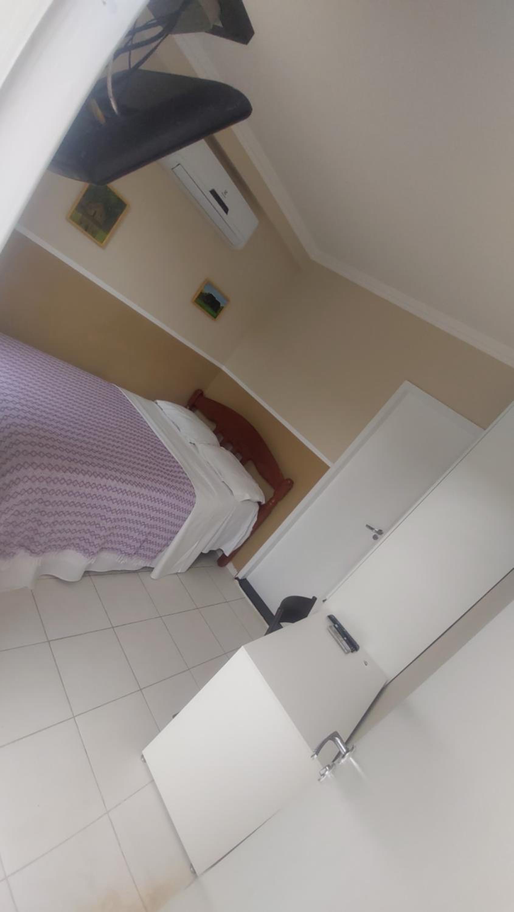 Small Single Room photo 2