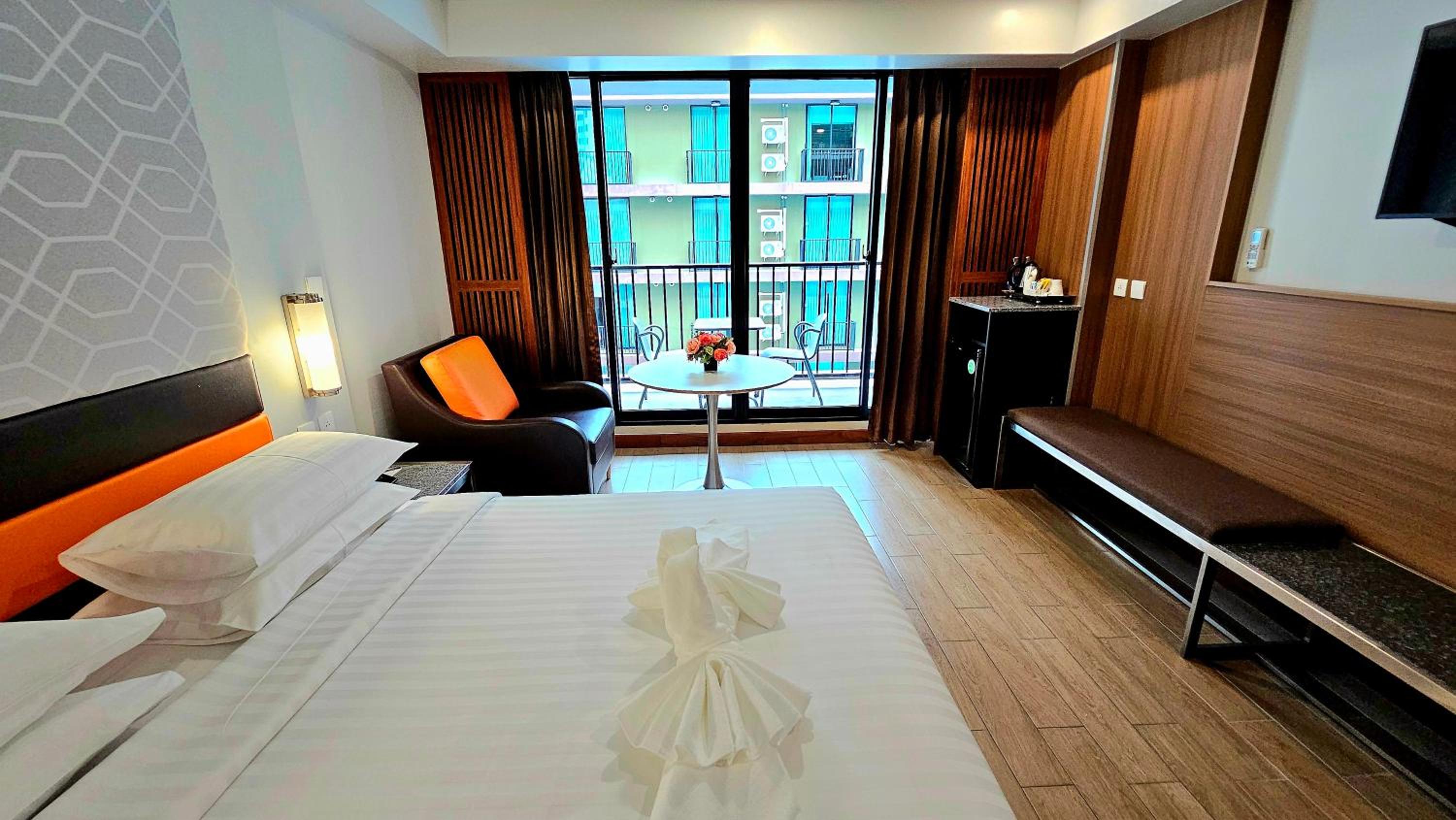 Deluxe Double Room with Balcony