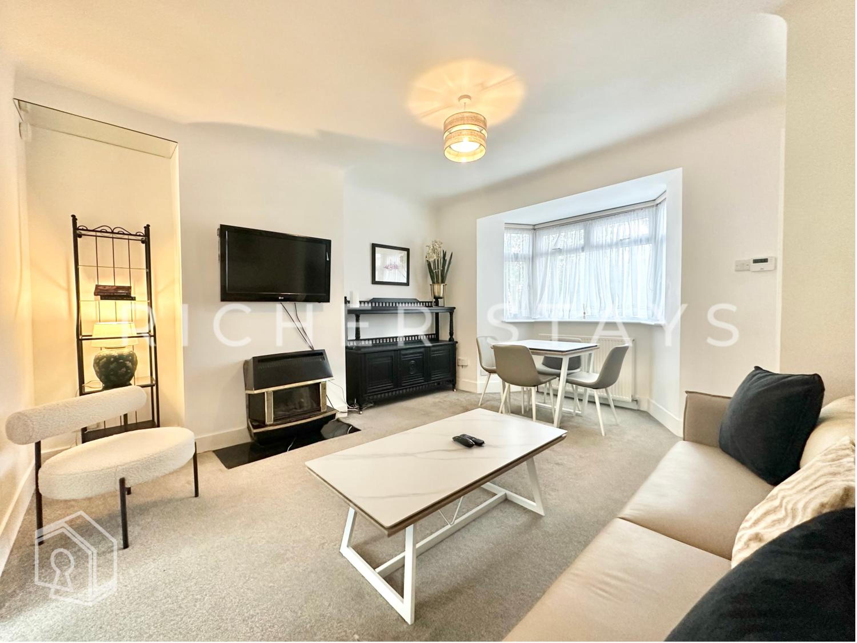 Three-Bedroom House photo 1