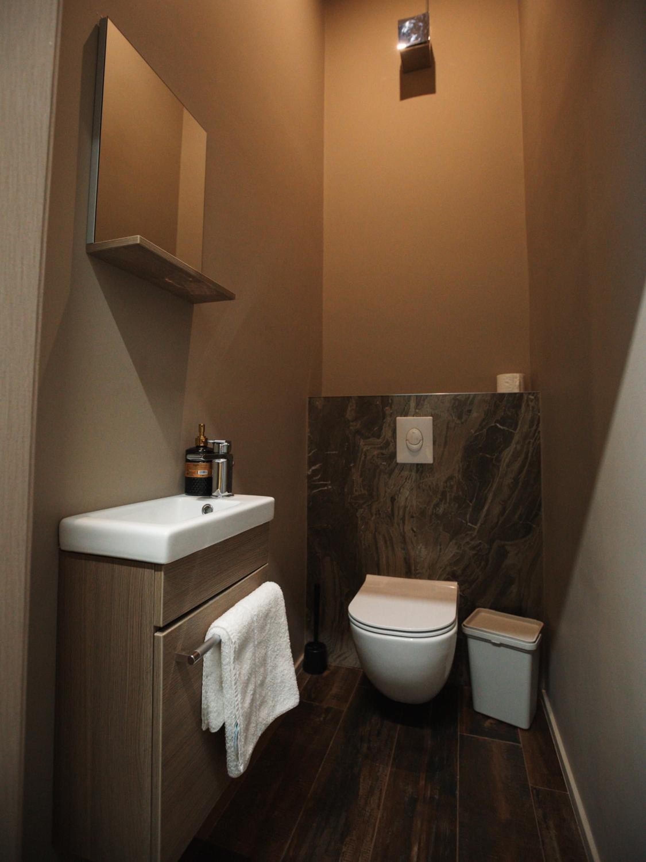 Two-Bedroom Apartment - Photo 17