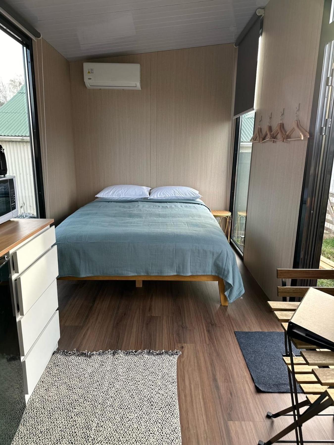 Mobile Home photo 2