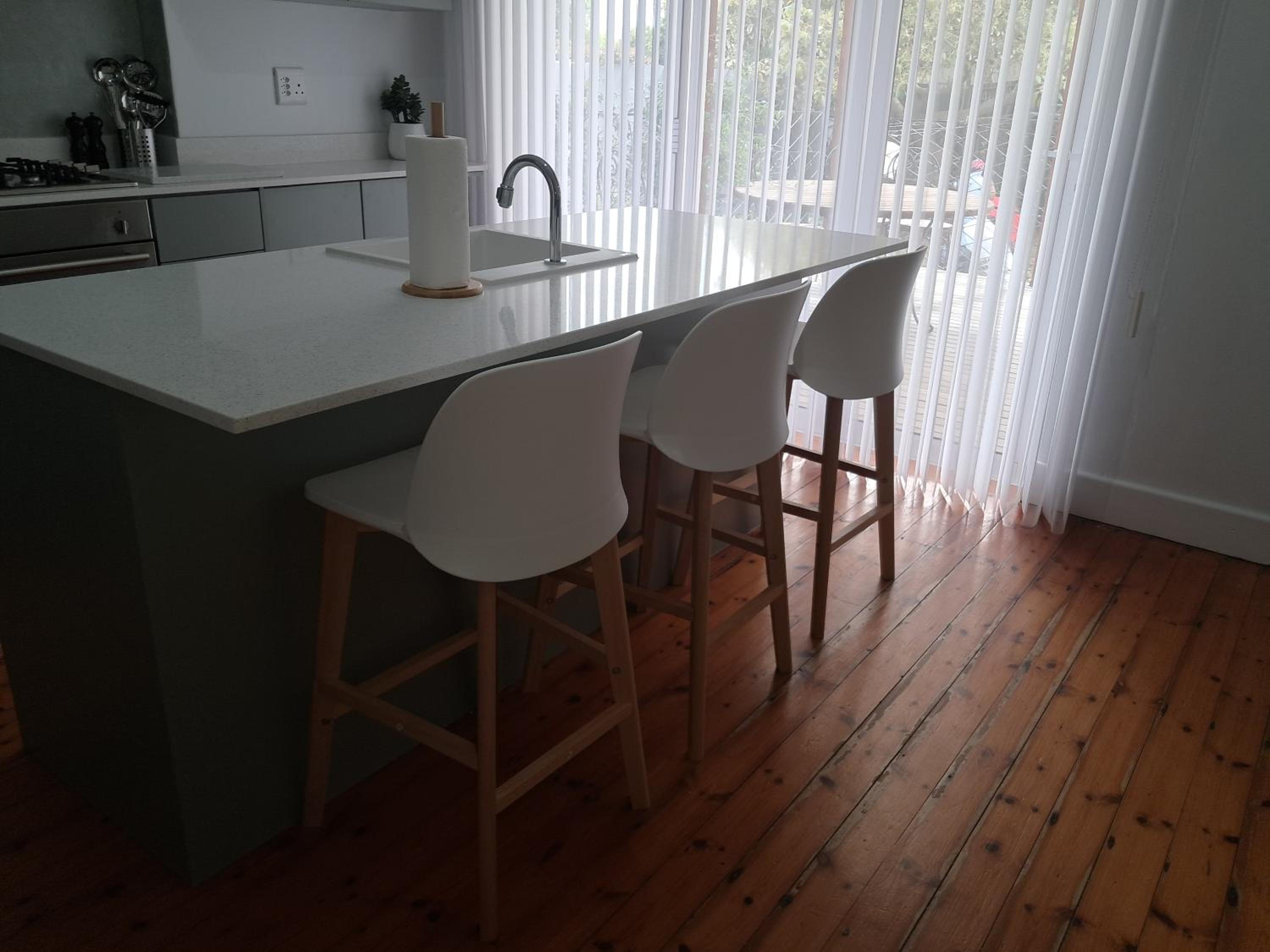 Three-Bedroom House photo 3