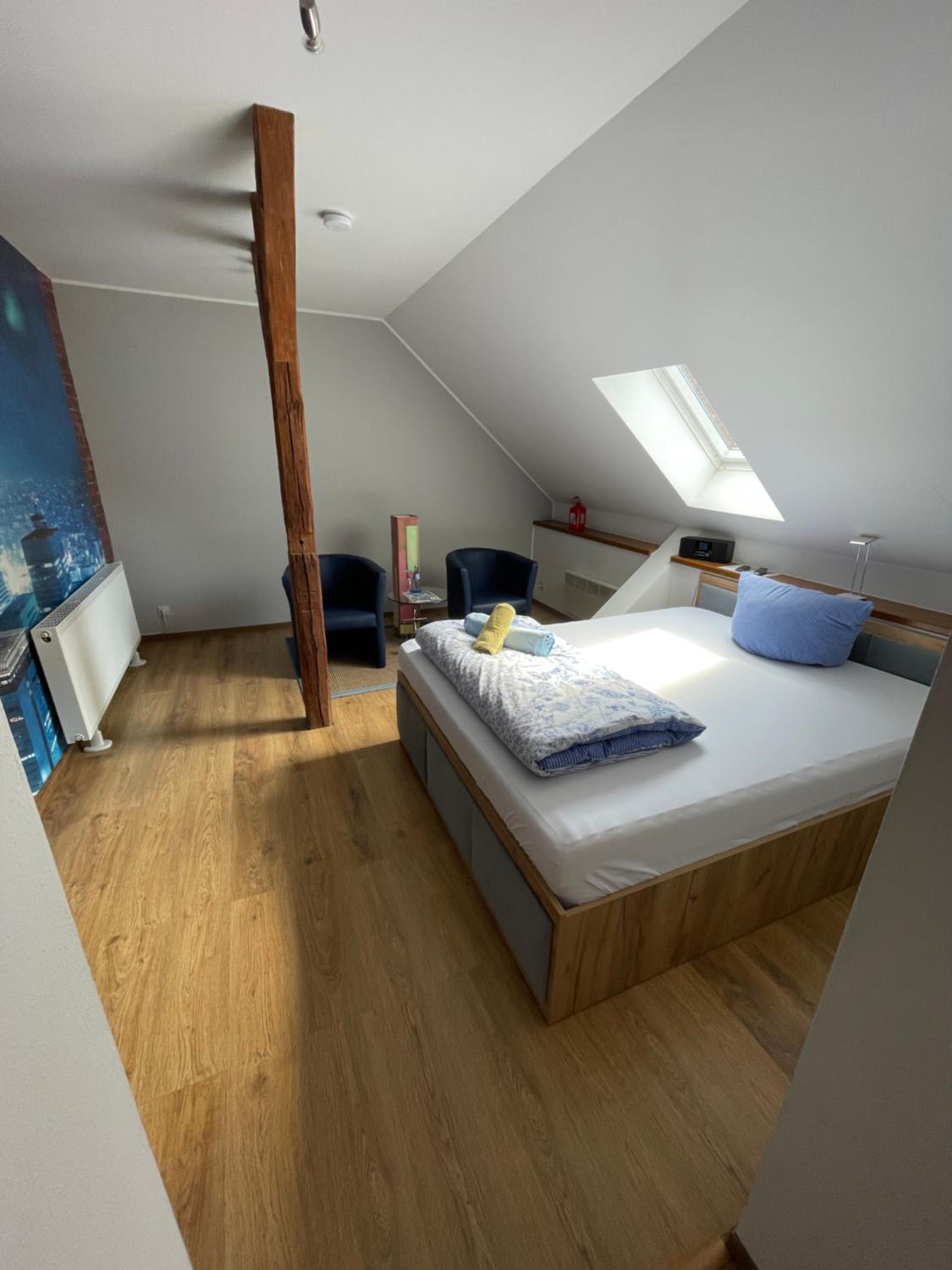 Single Room photo 2