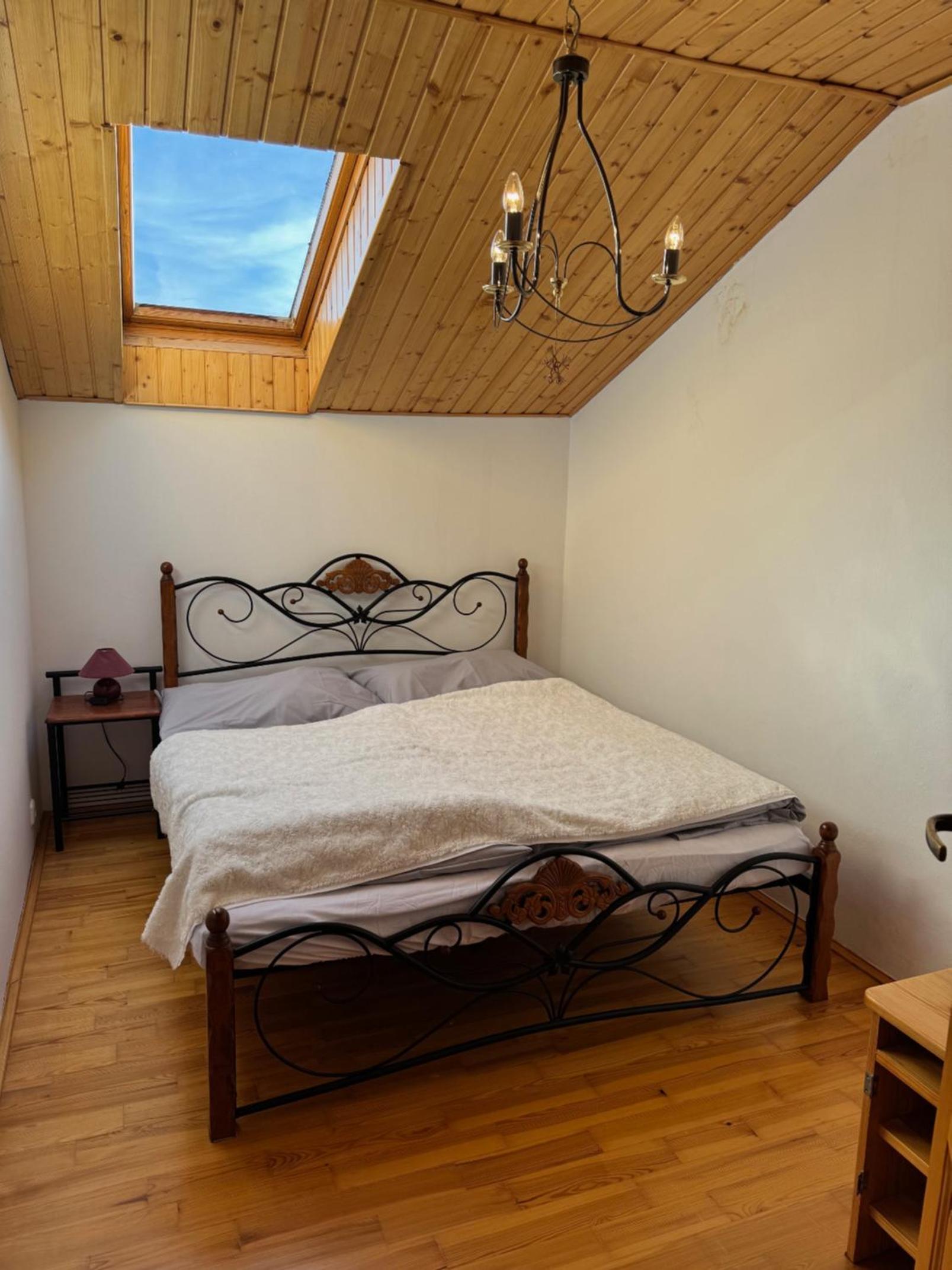 Two-Bedroom Apartment with Balcony photo 2