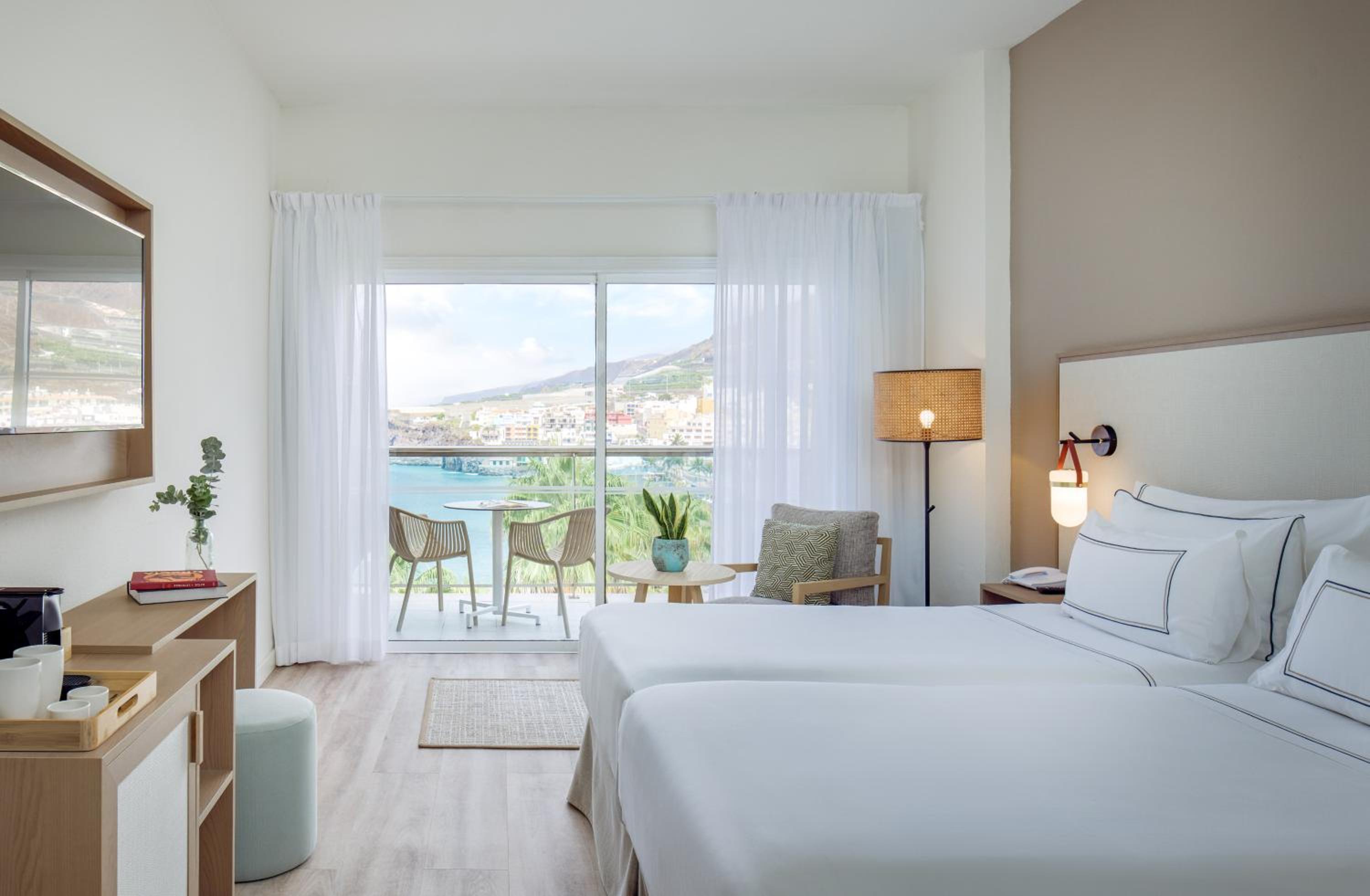 The Level Junior Suite Solarium Front Sea View