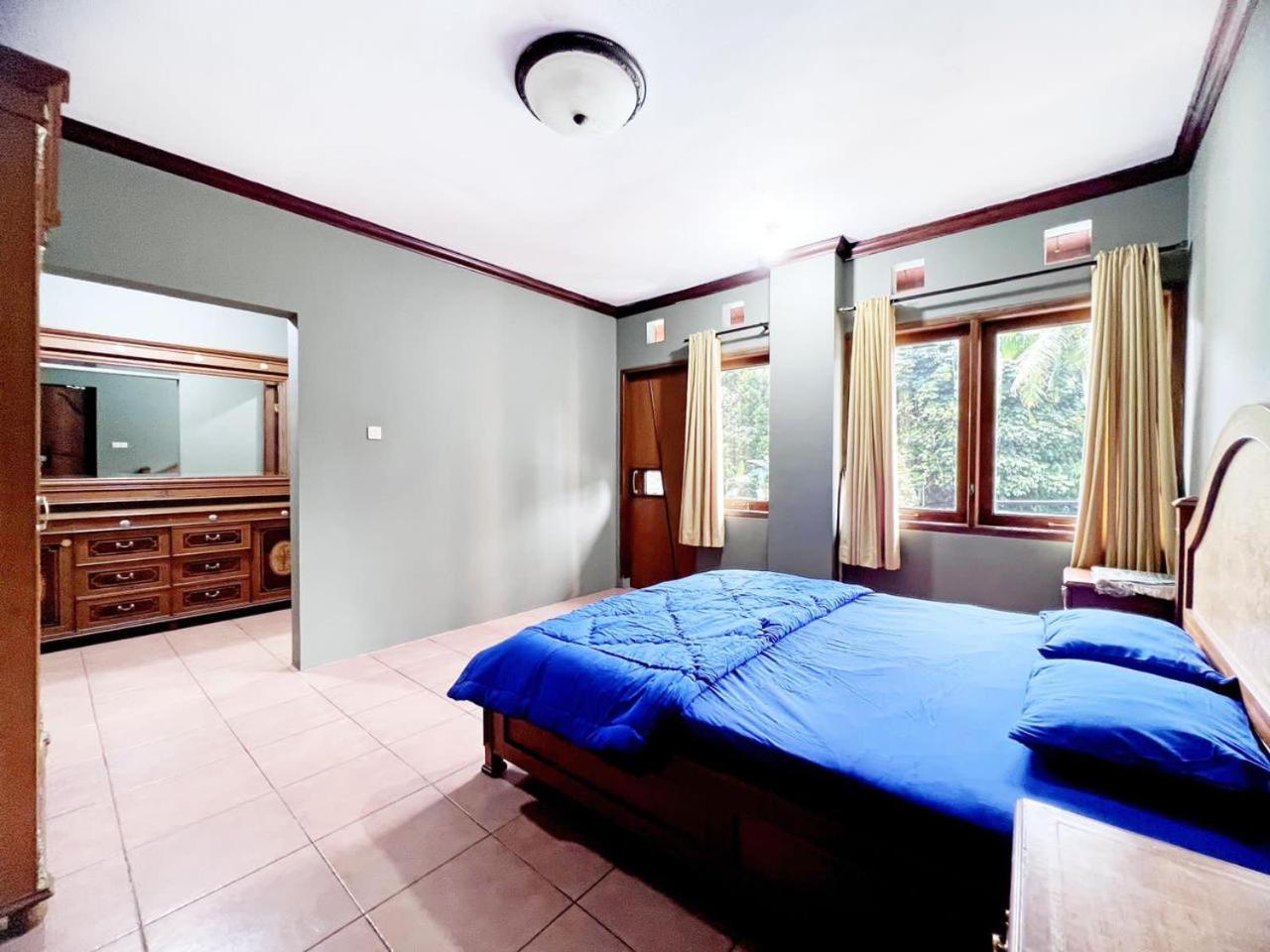Villa with Private Pool photo 3
