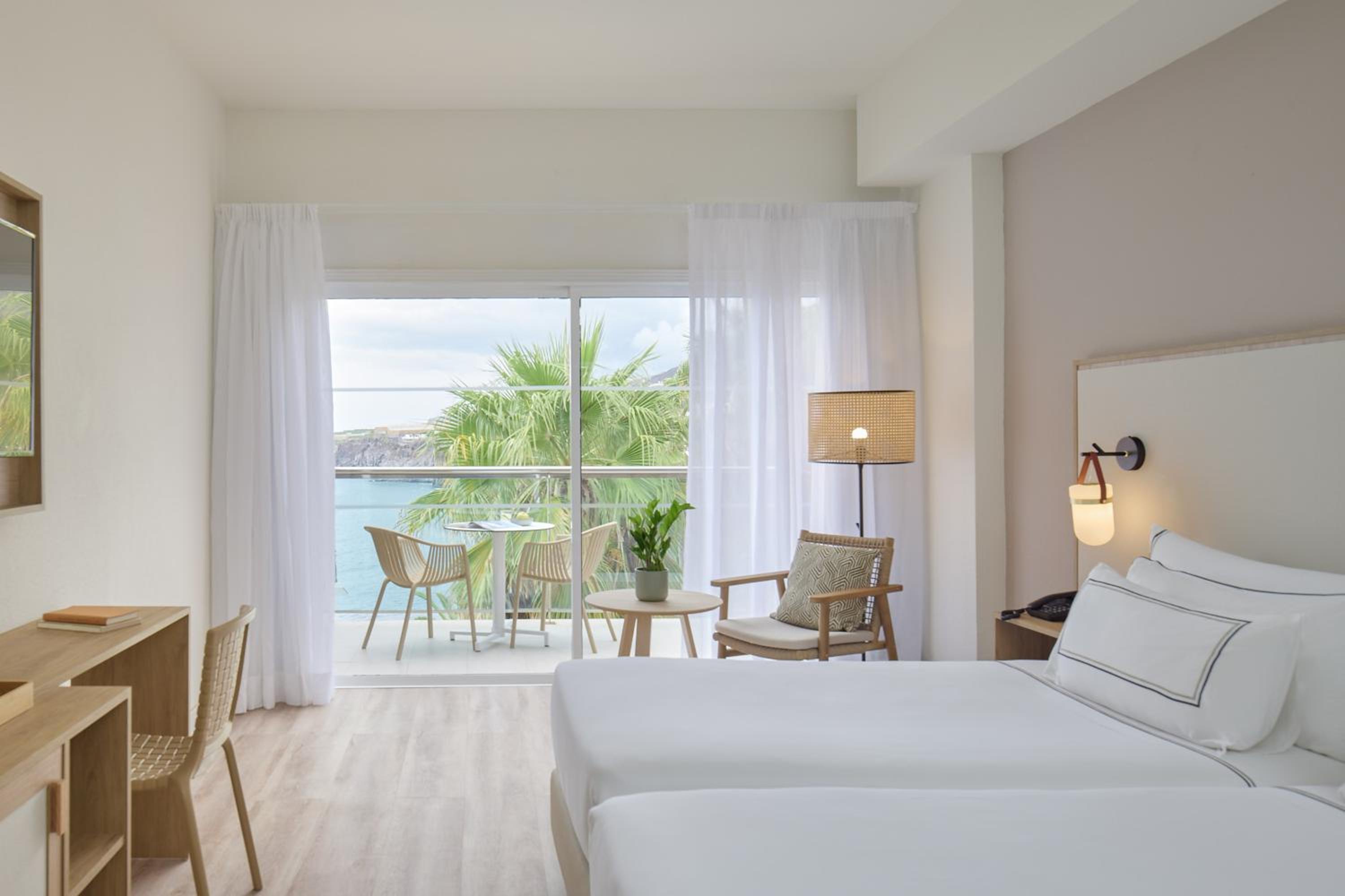 Melia Room Front Sea View