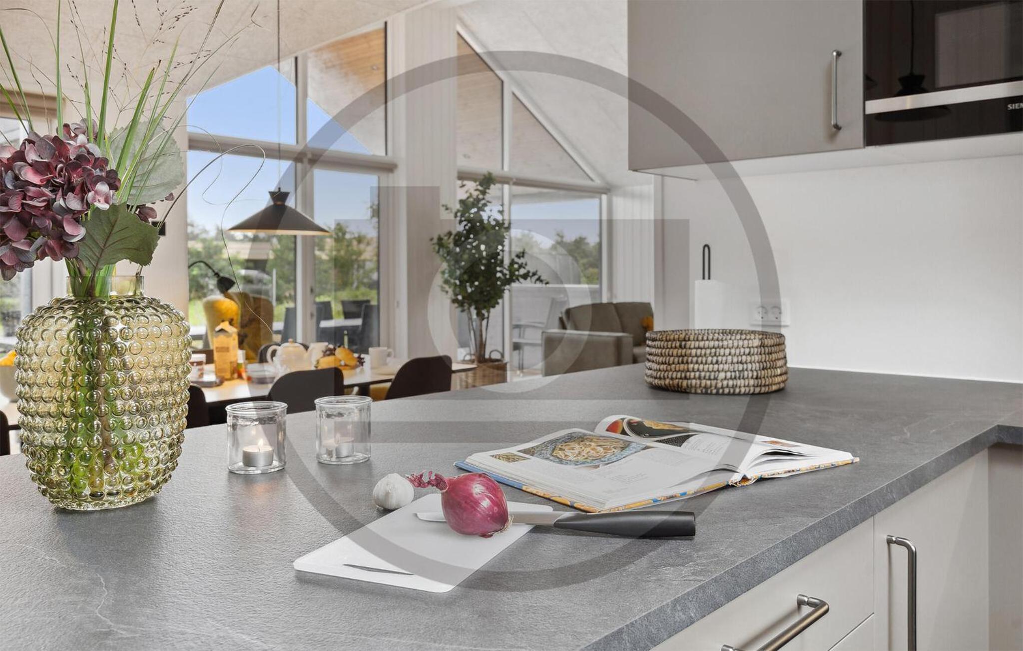 Seven-Bedroom Holiday Home photo 1