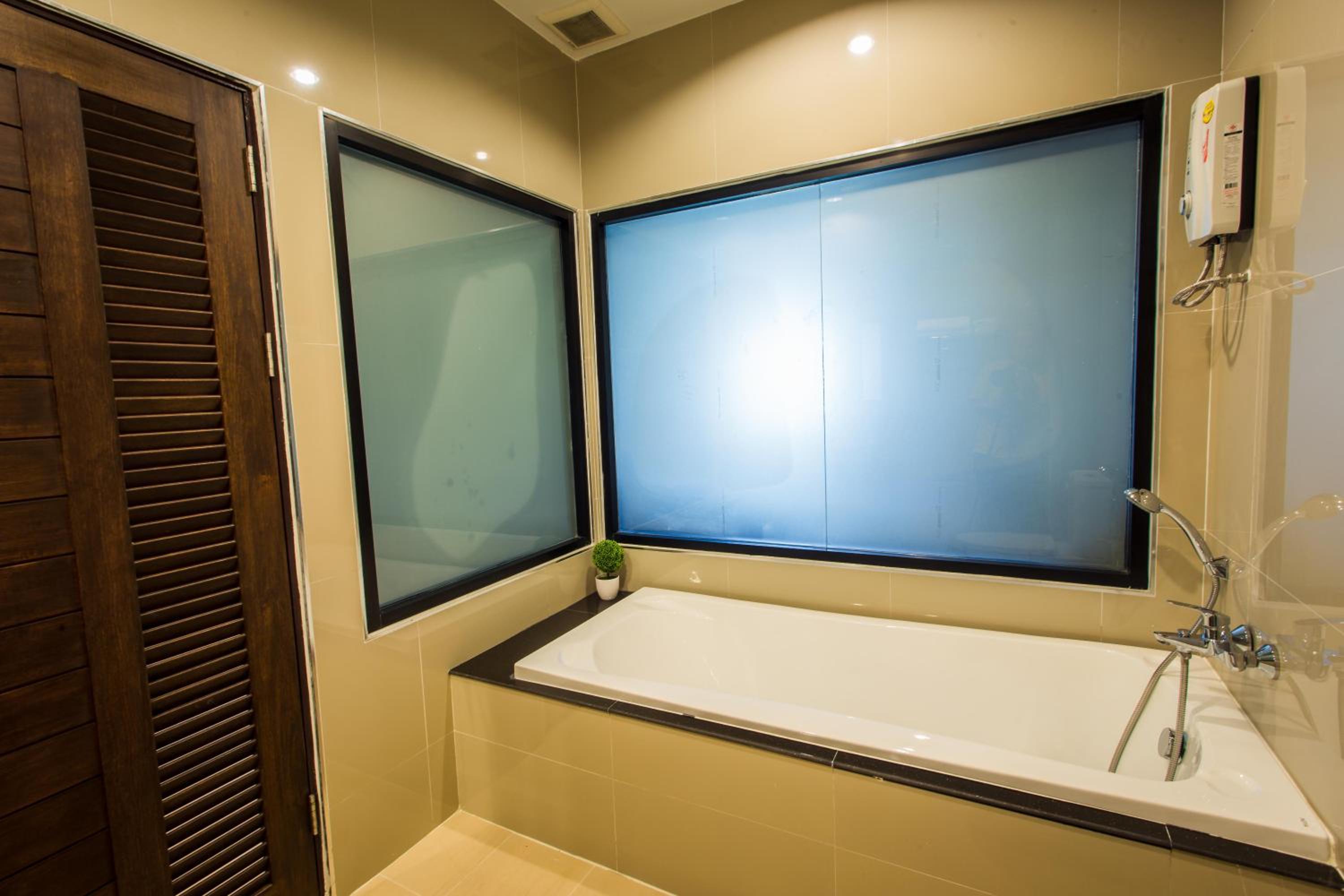 Deluxe Double Room photo 2