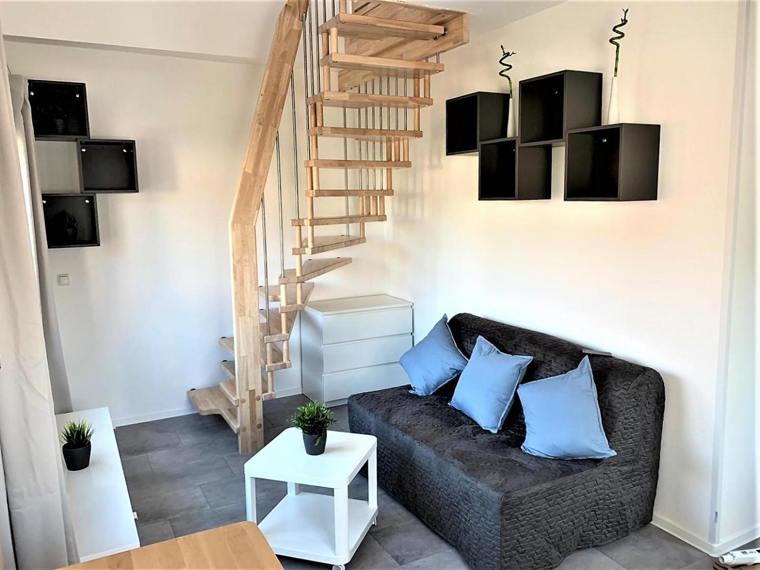One-Bedroom Apartment photo 1
