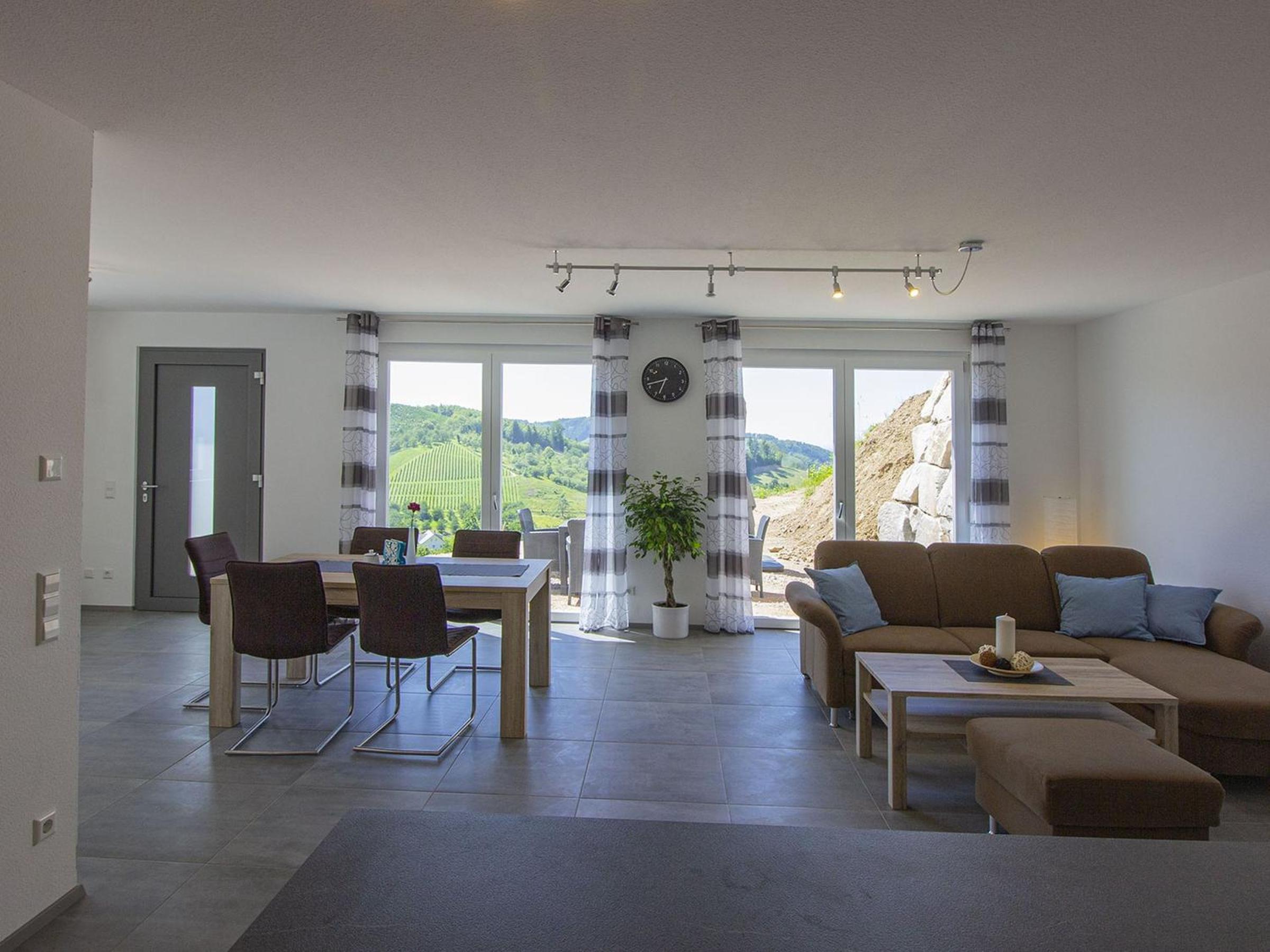 Two-Bedroom Deluxe Apartment with Garden View