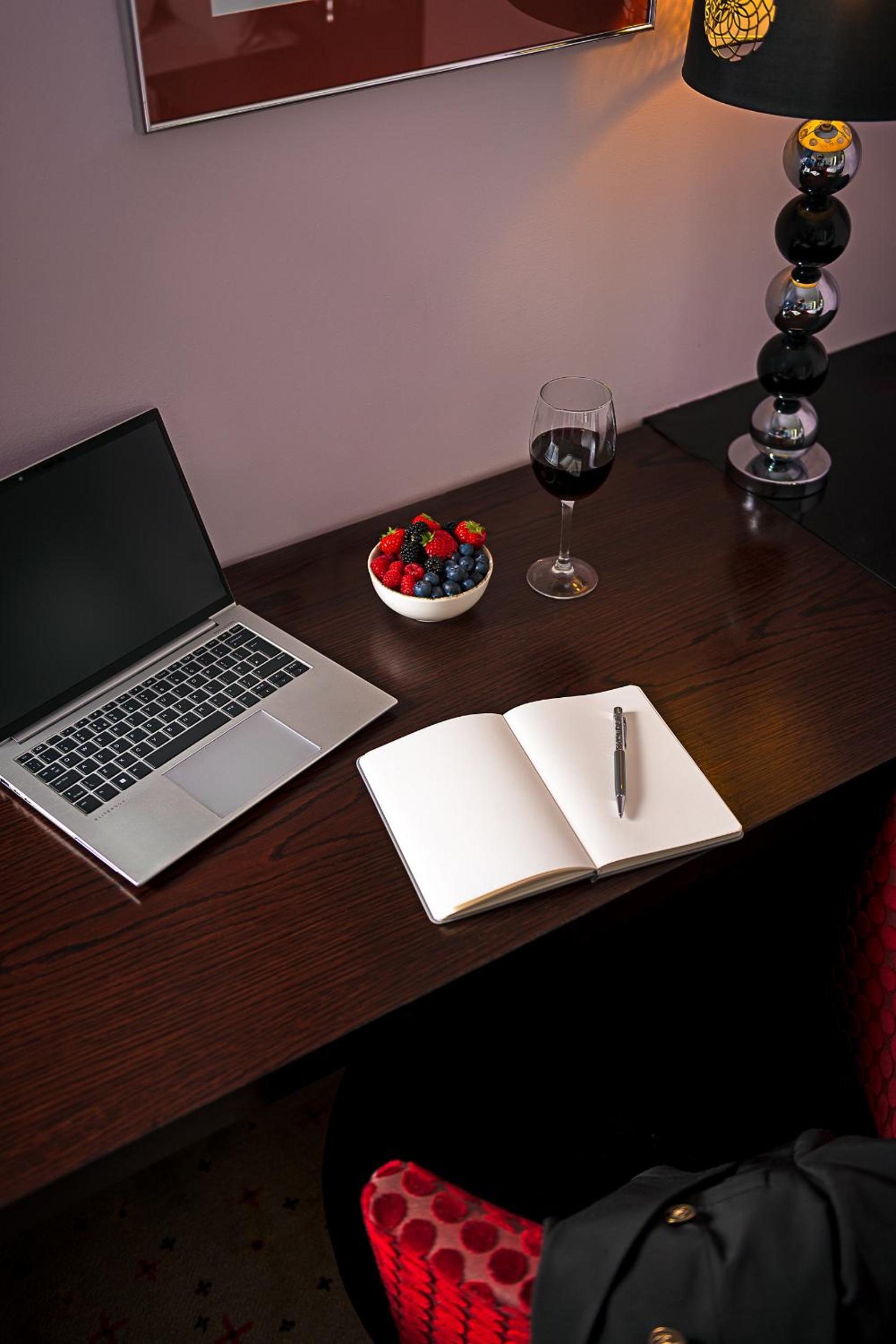 Executive King Room - Photo 4