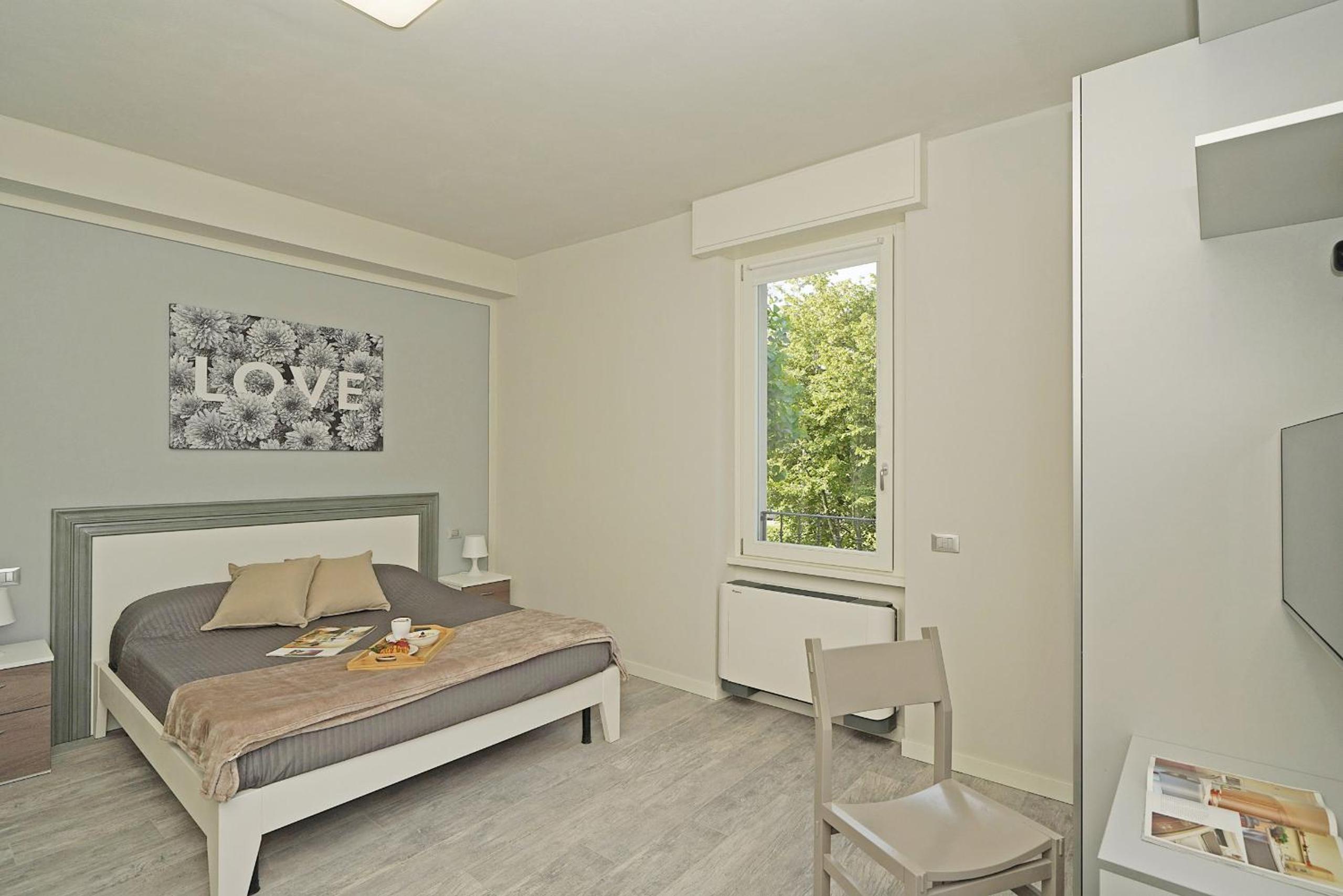 Classic Apartment photo 1