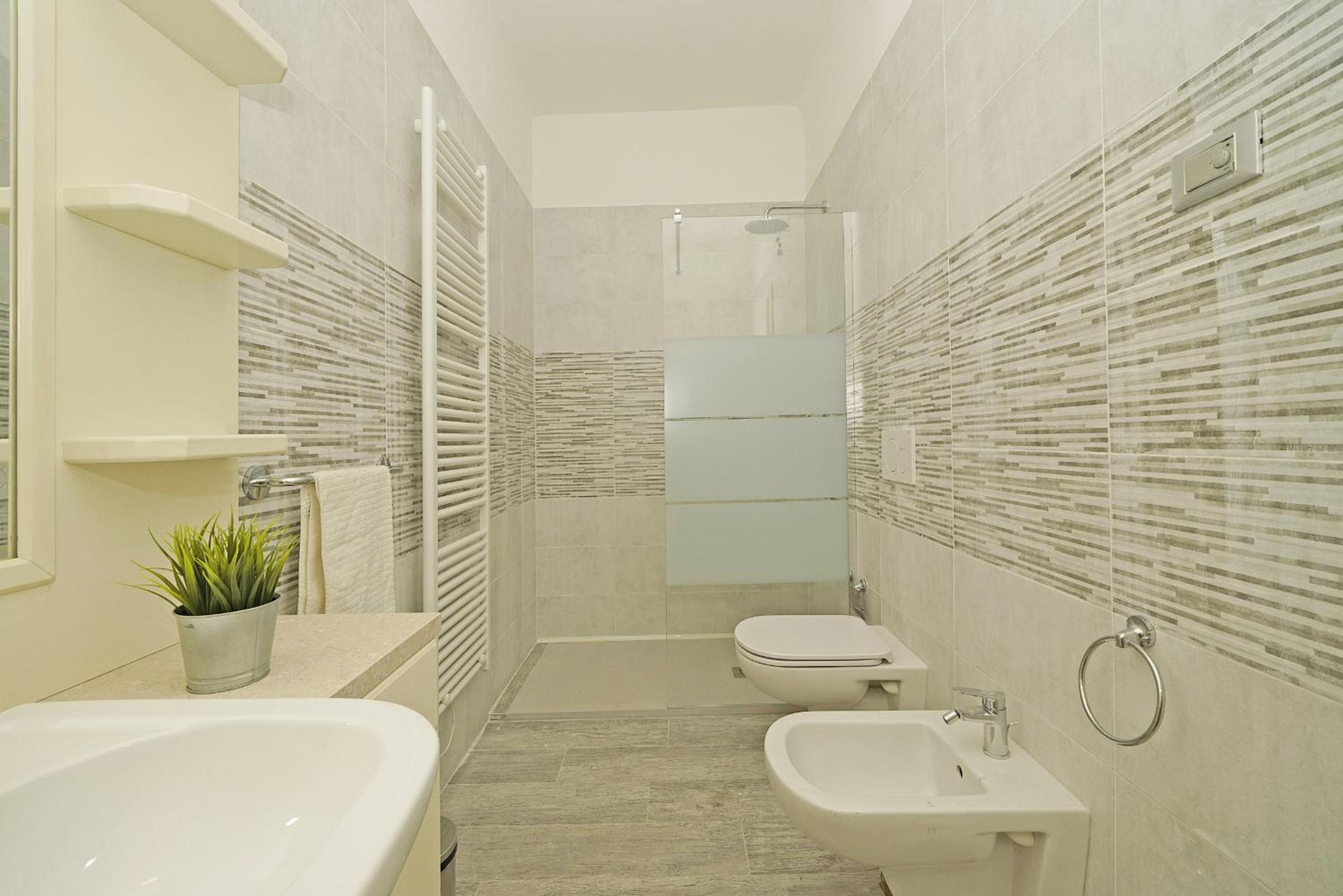 Classic Apartment photo 2
