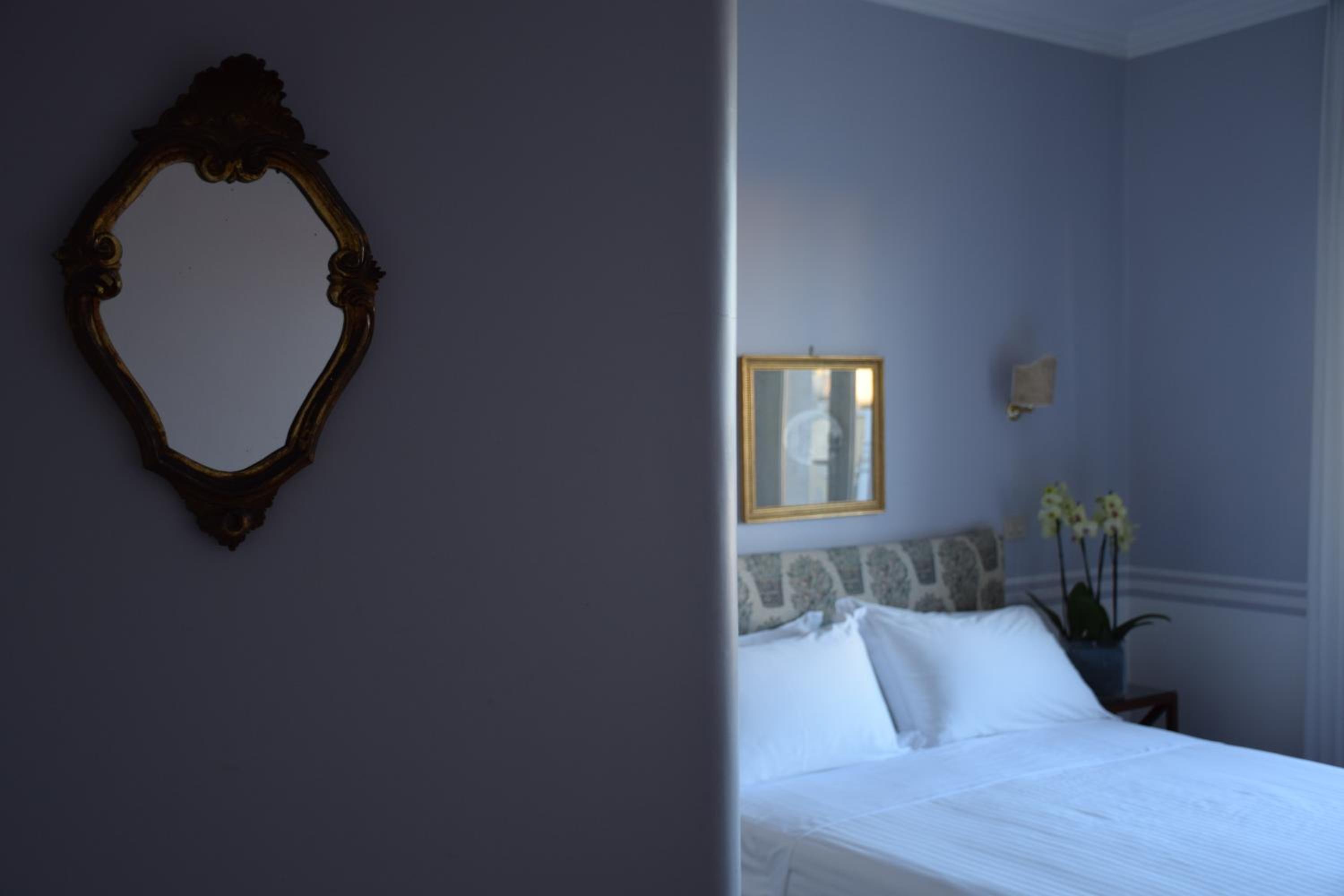 Hotel Lancelot - Photo 13