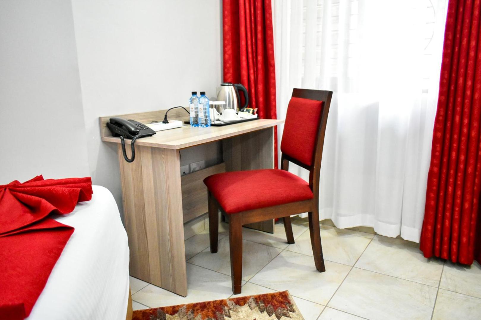 Superior Twin Room - Photo 7