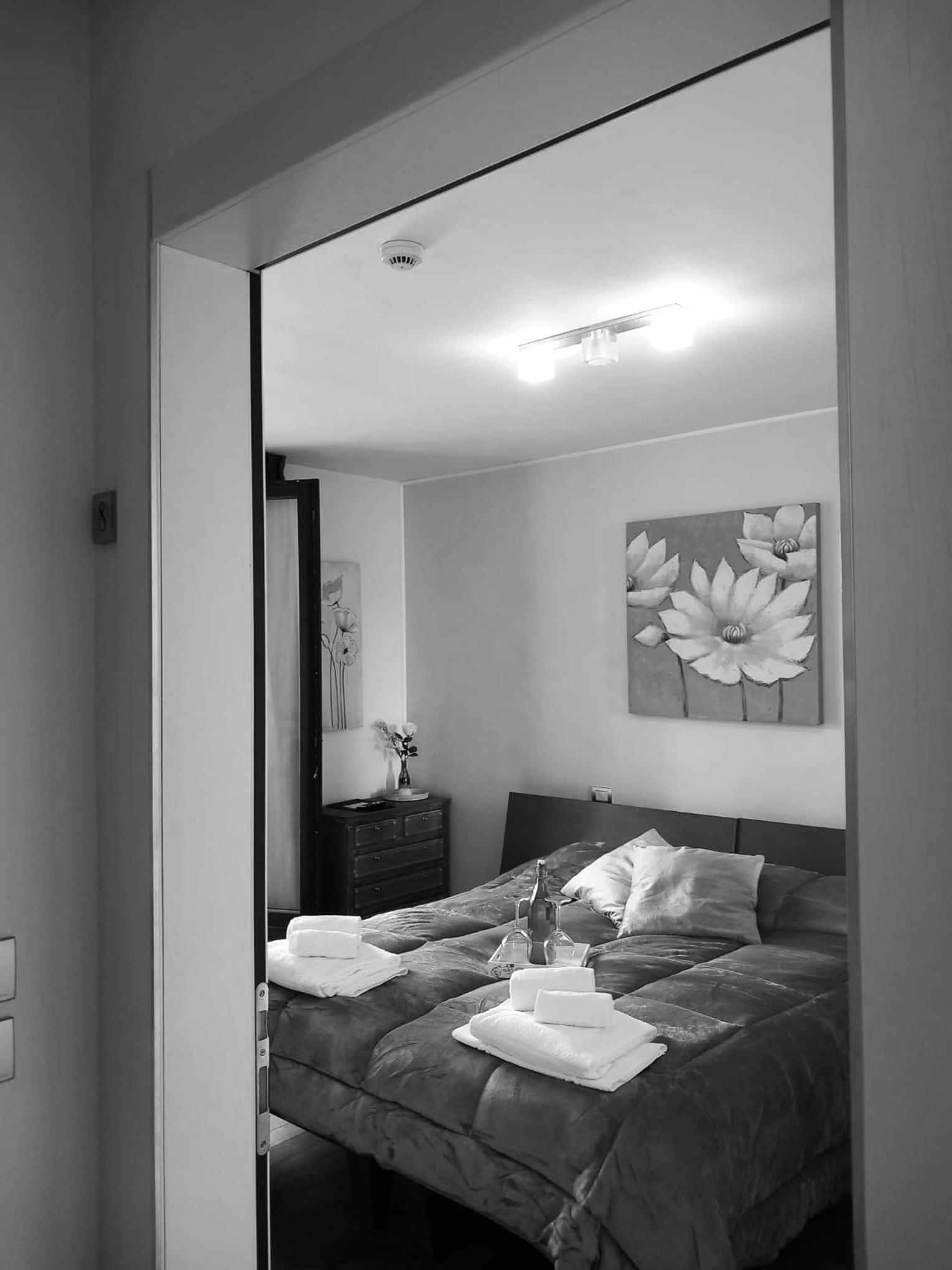 Double Room - Photo 2